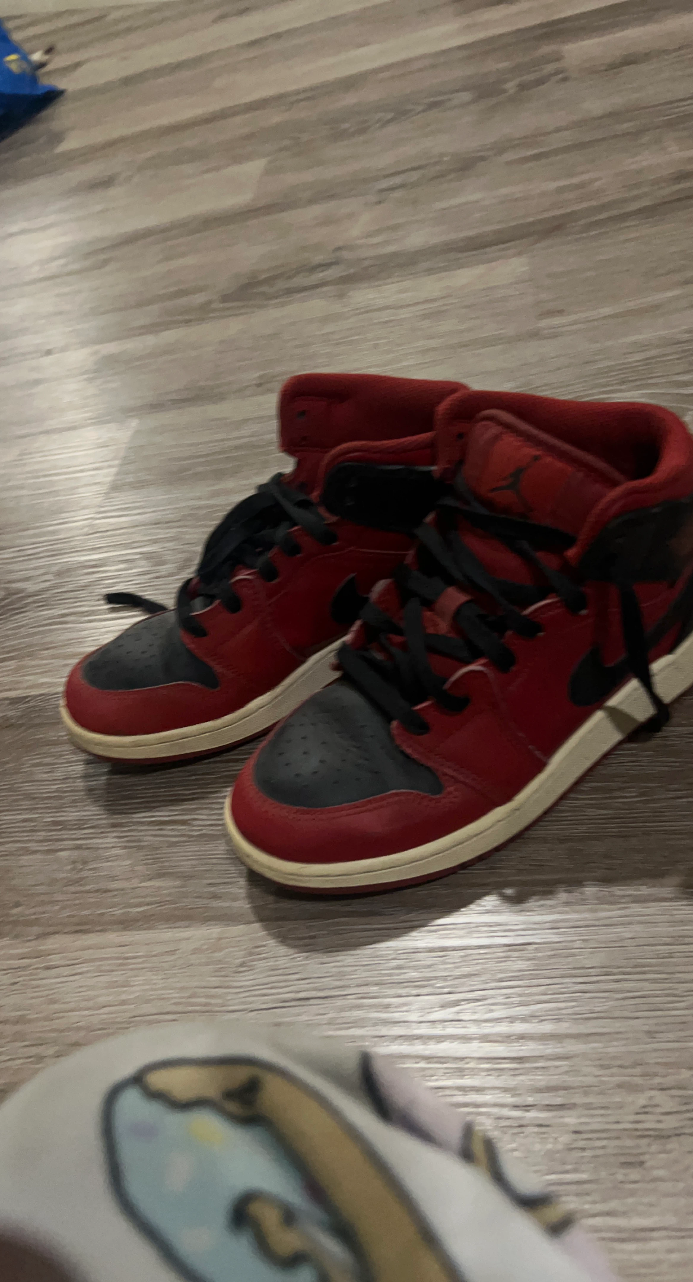 Air Jordan 1 High OG Red Black Sneakers