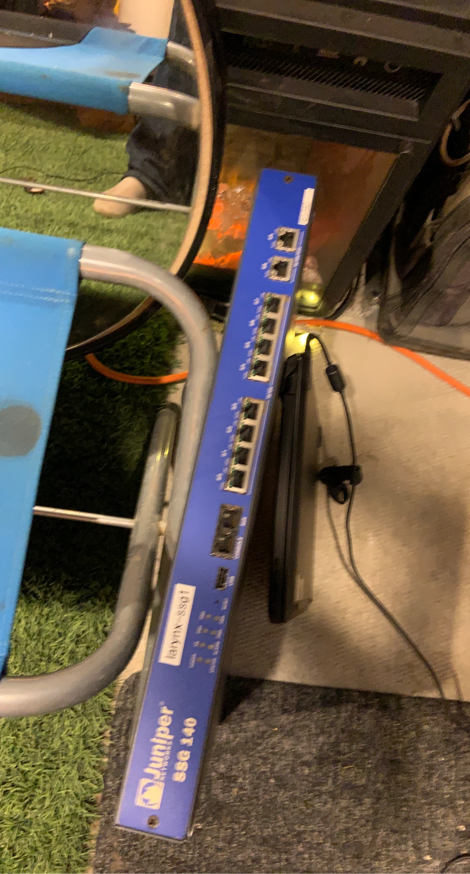 Juniper Networks SSG 140 Security Gateway