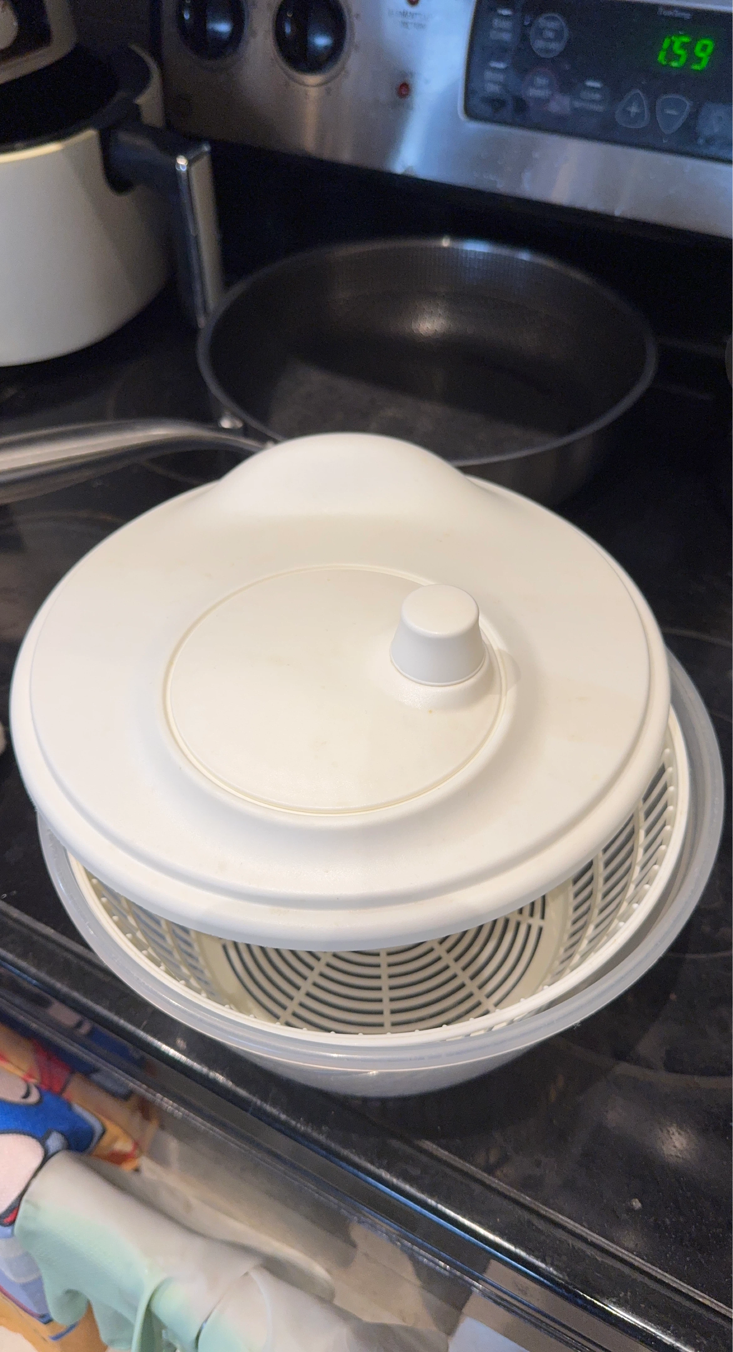White Salad Spinner