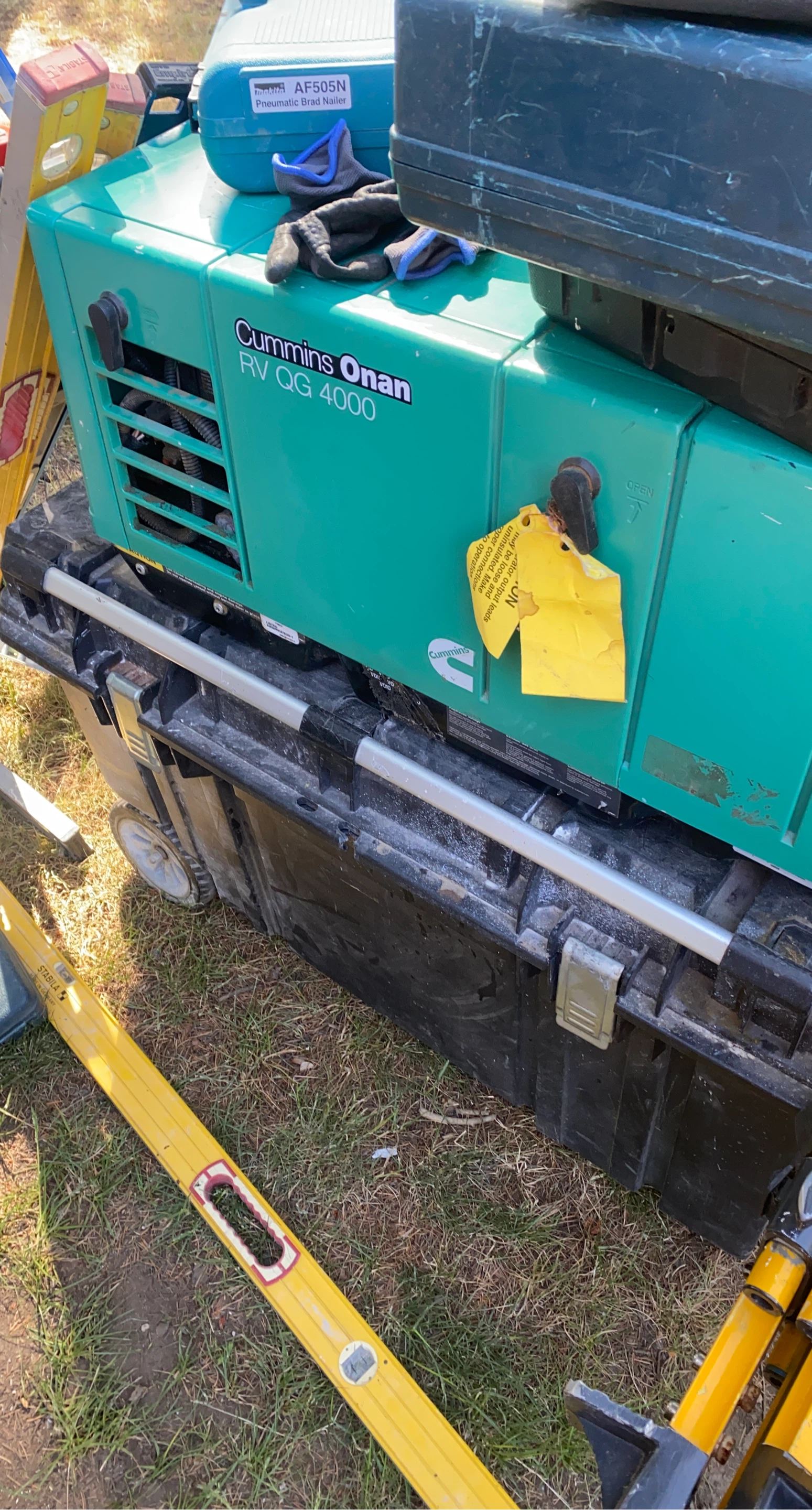 Cummins Onan RV QG 4000 Generator