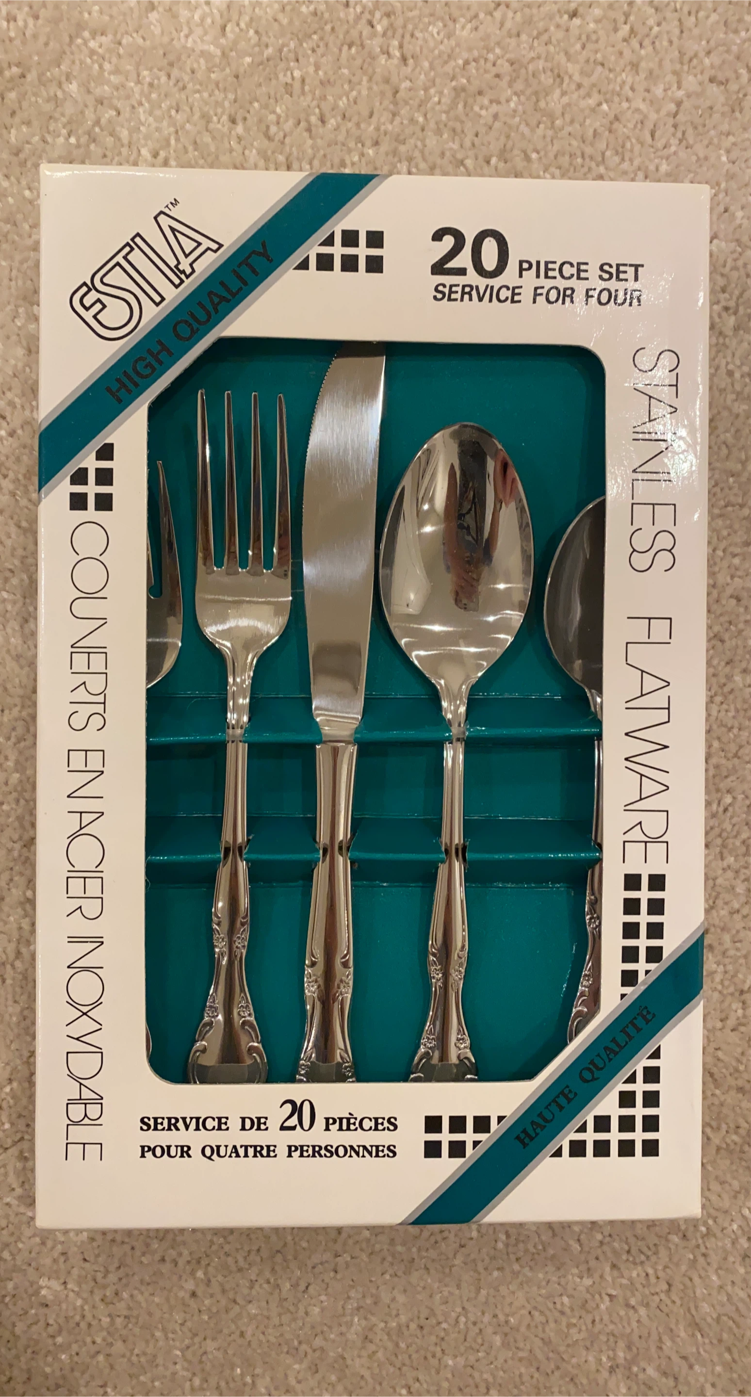 Brand New 20 Piece Stainless Steel Flatware (Set for 4)