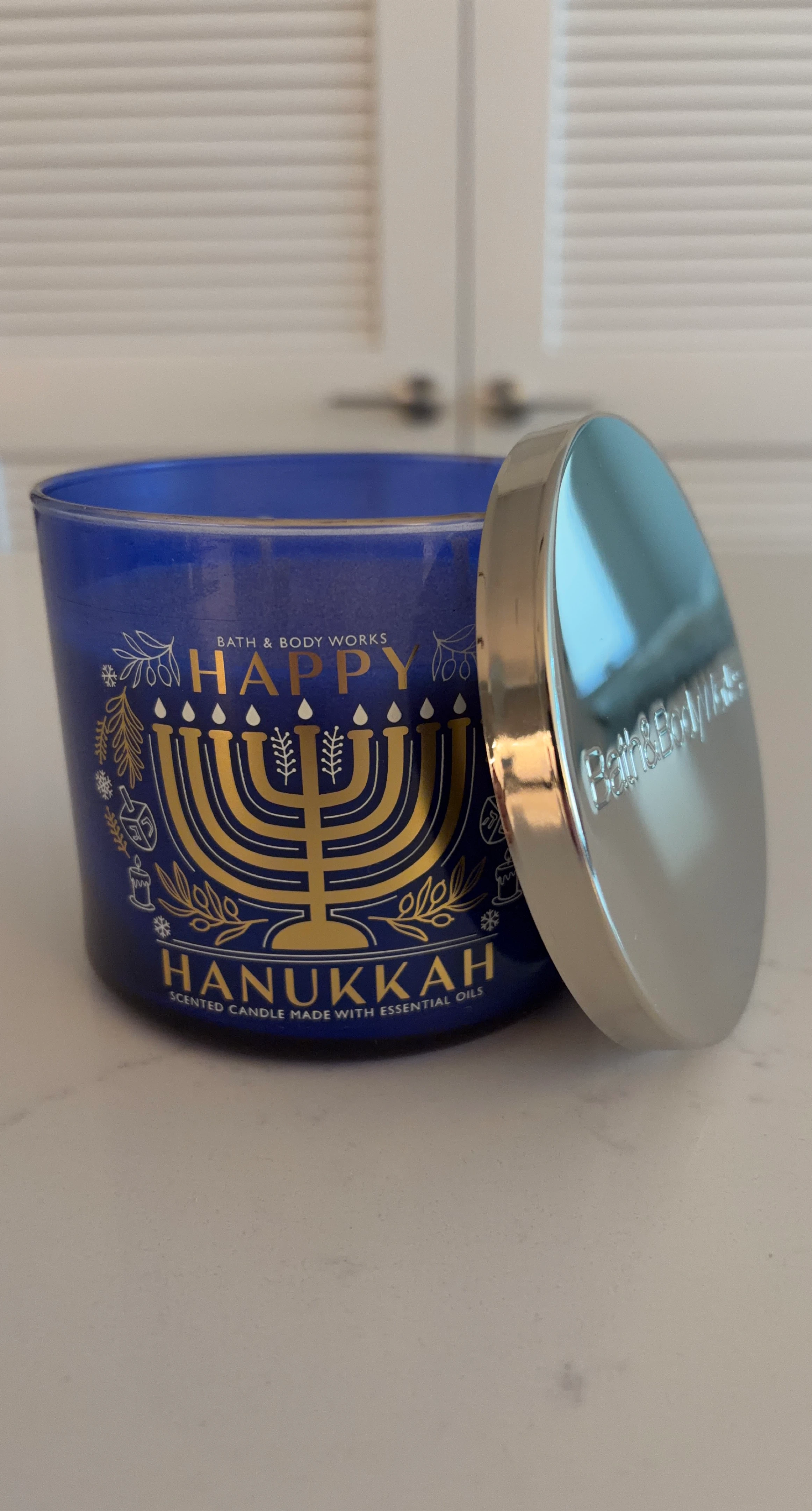Bath & Body Works Hanukkah Sugafniyot Scented Candle 14.5 oz