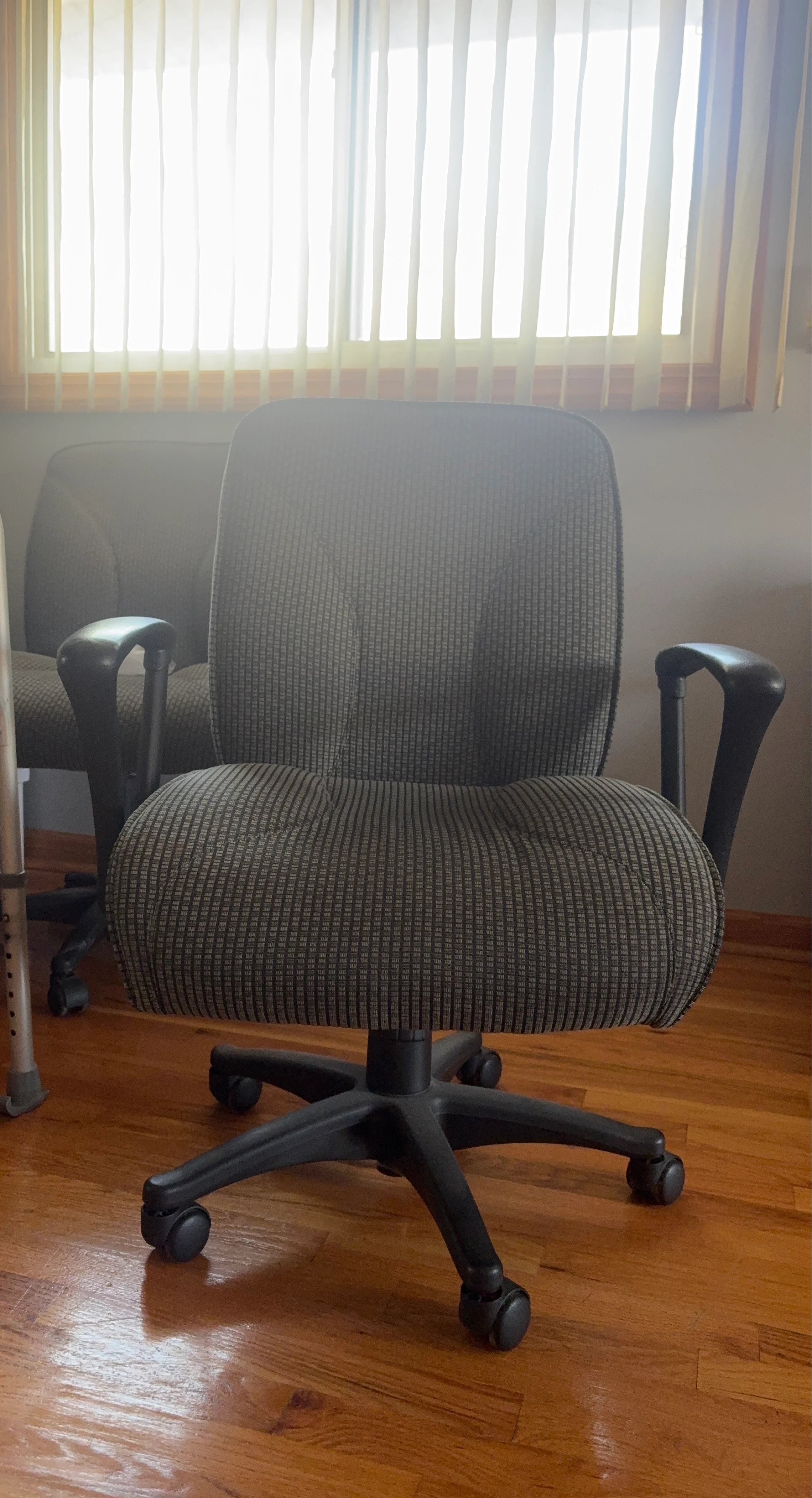 Gray Fabric Office Chair with Wheels
