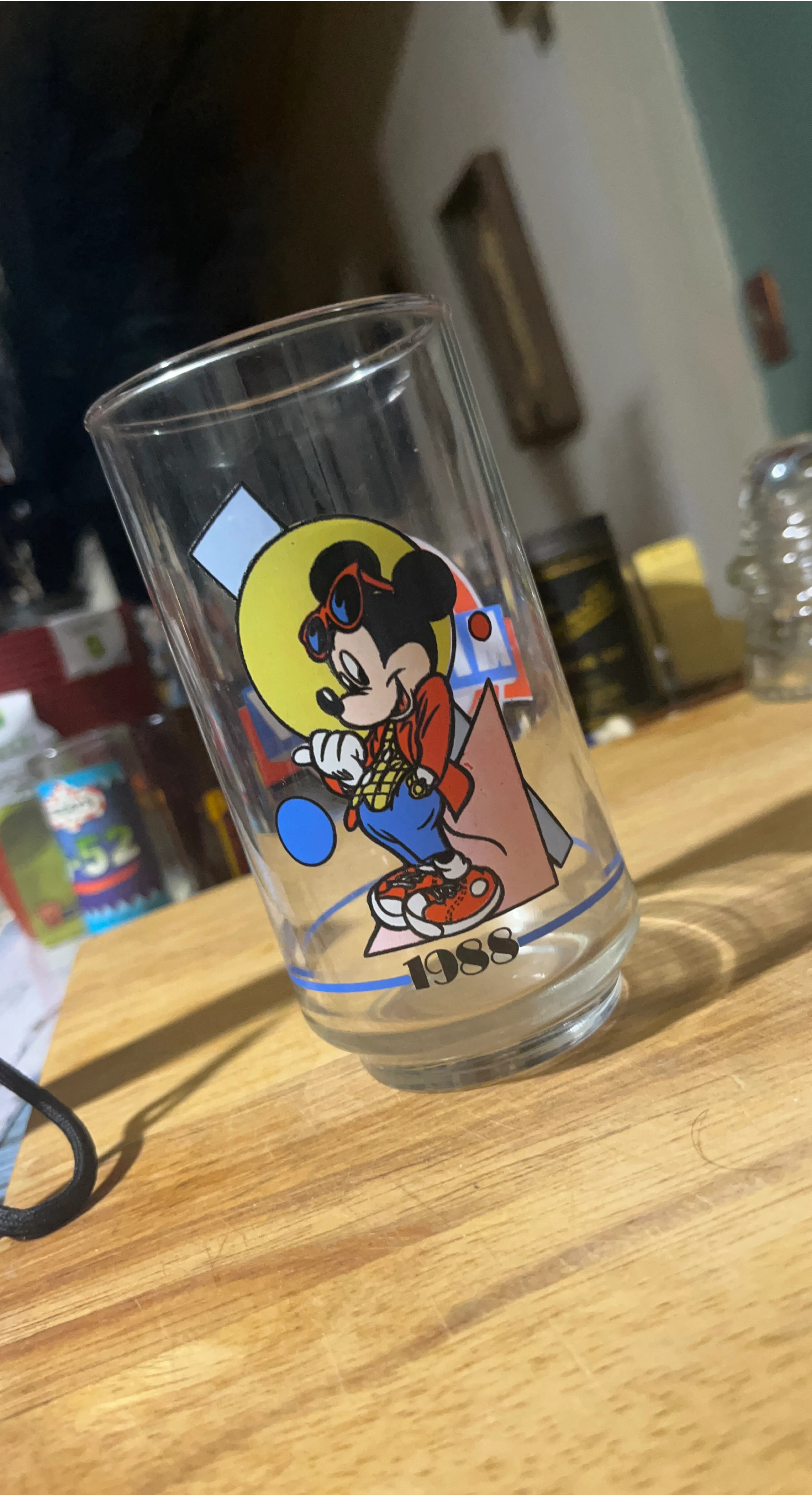 Disney Mickey Mouse 1988 Glass