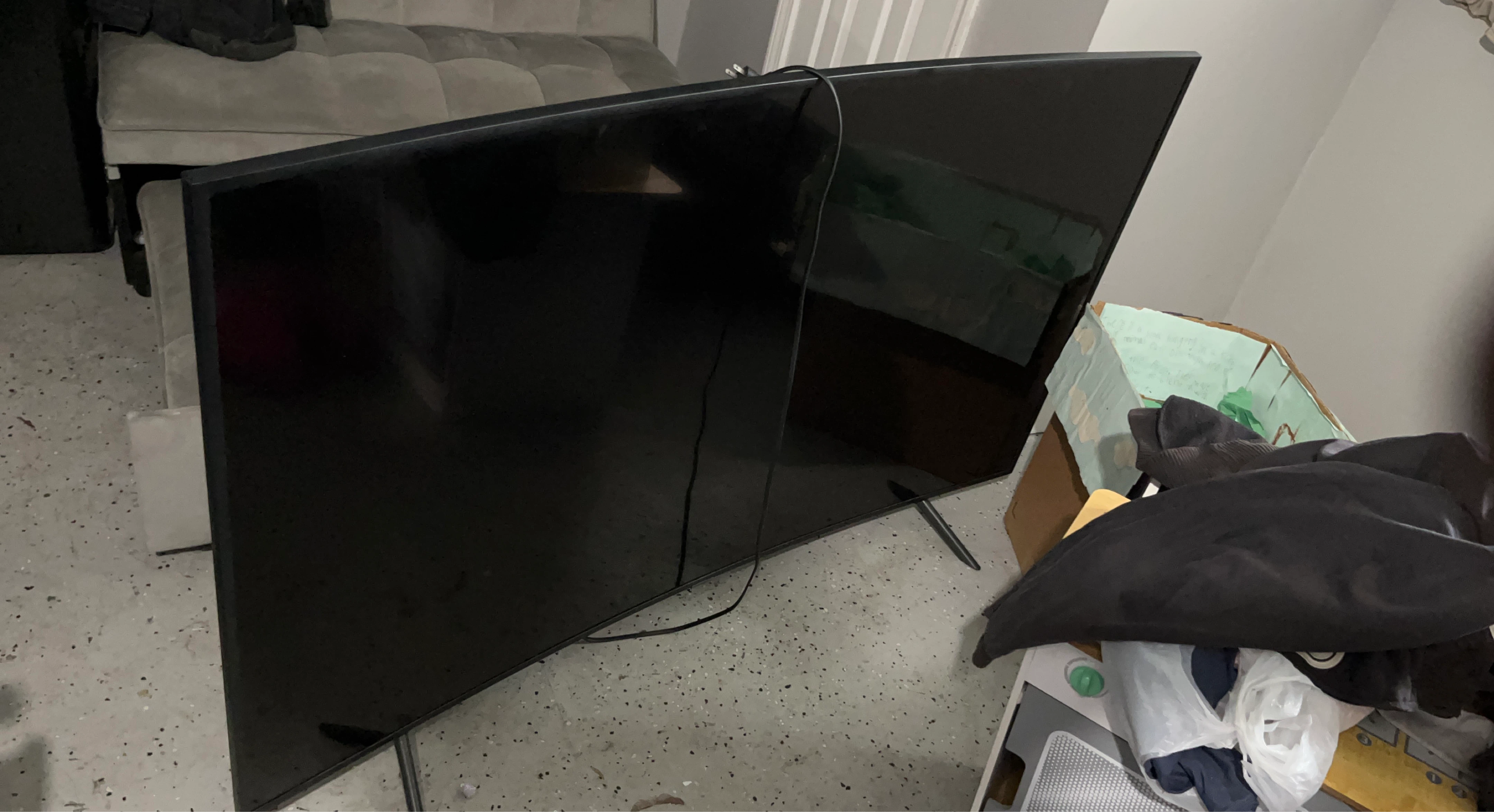 Curved Smart TV