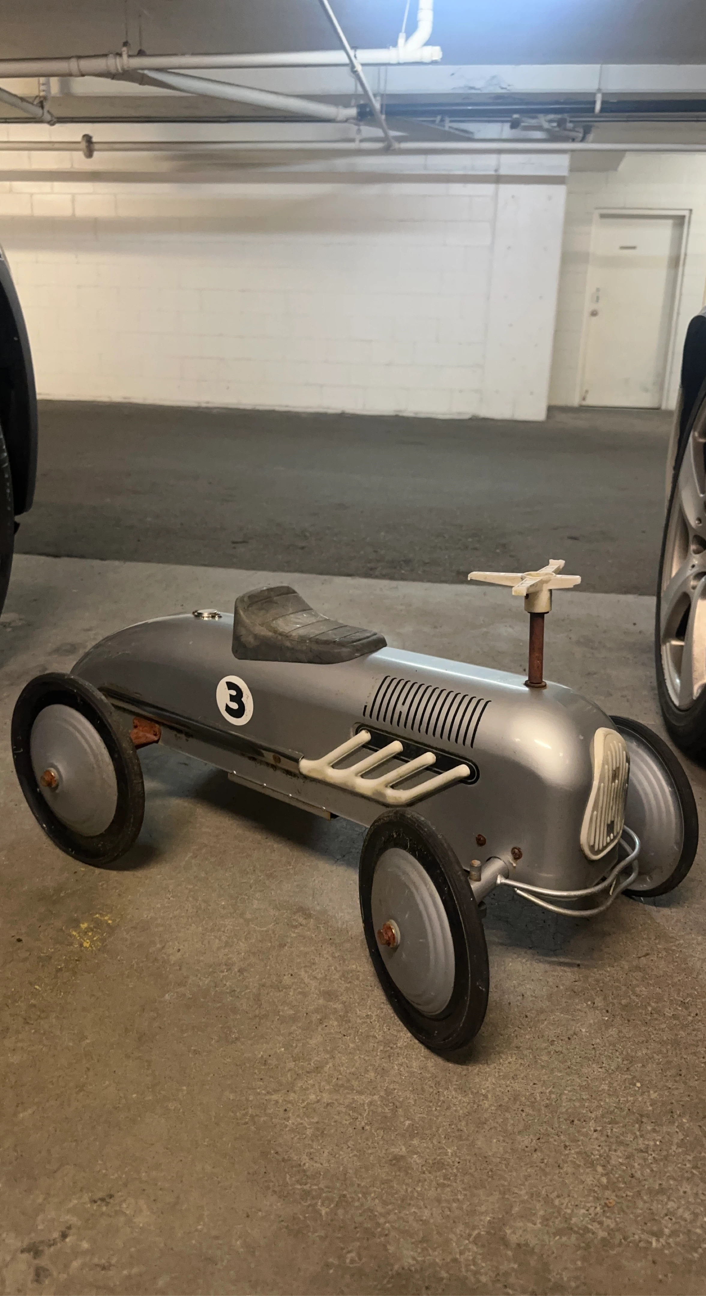 Vintage Silver Ride-On Racer Toy Car