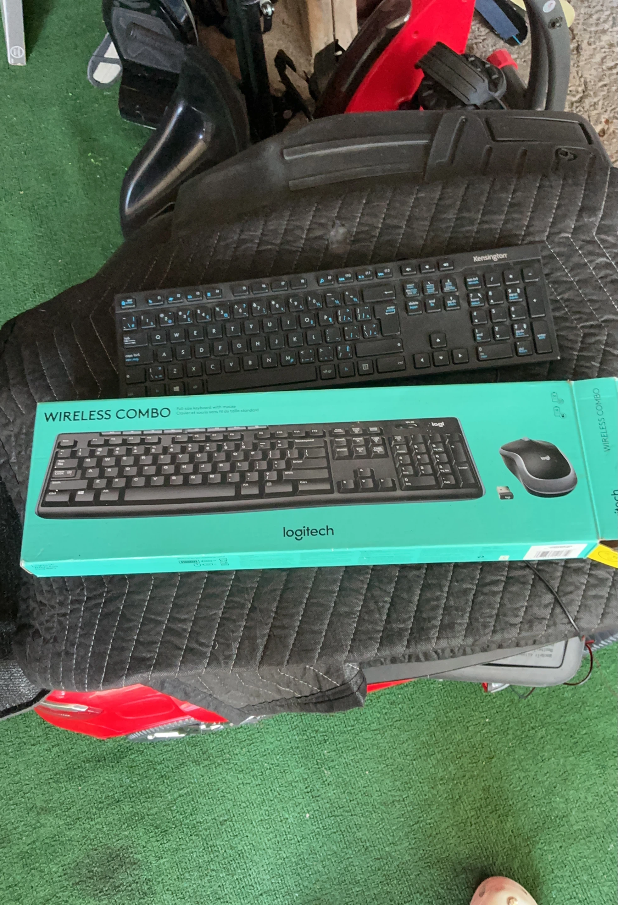 Logitech Wireless Keyboard