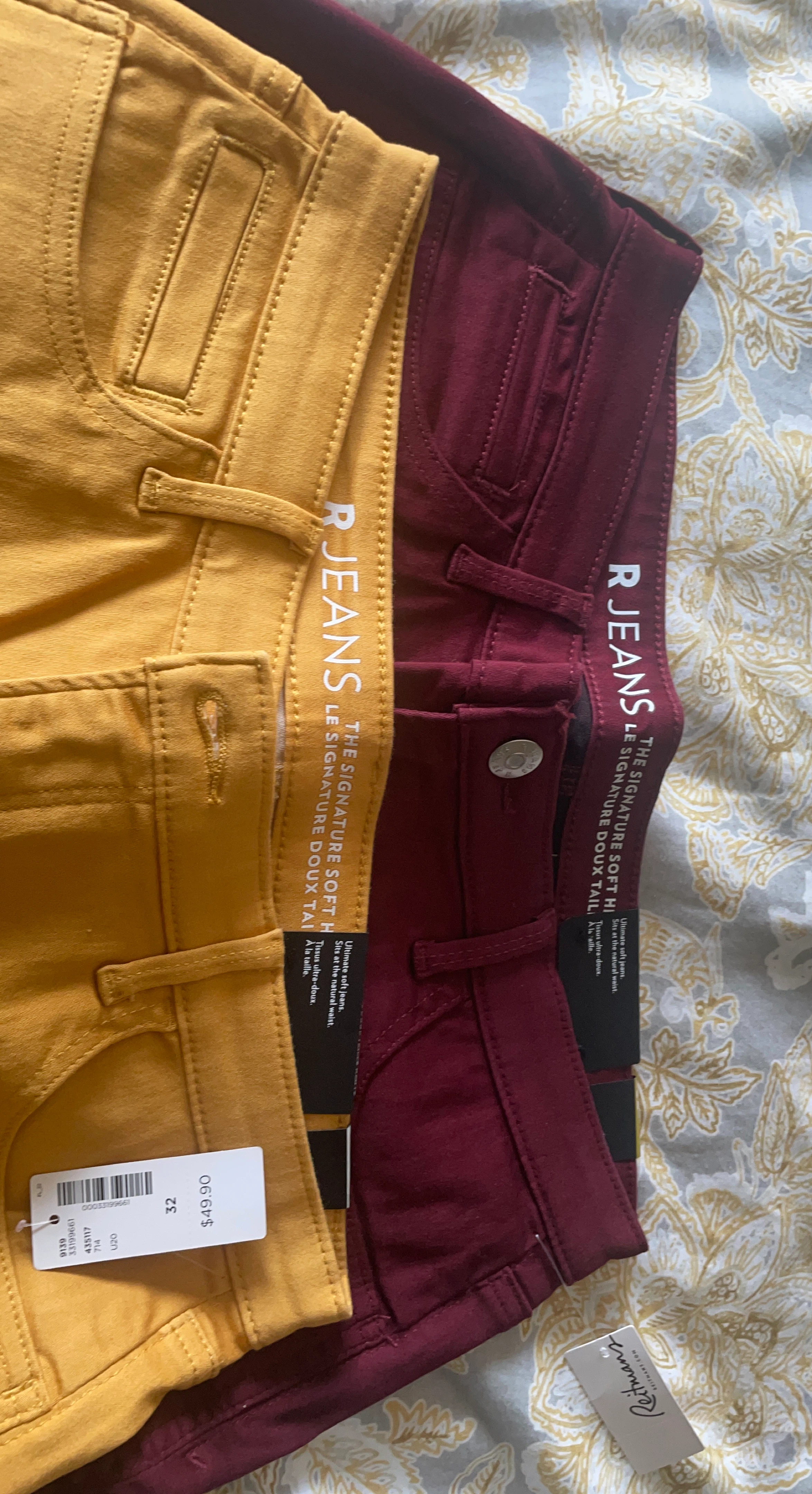2 x R Jeans "The Signature Soft Jeans (Maroon & Yellow, Size 32)