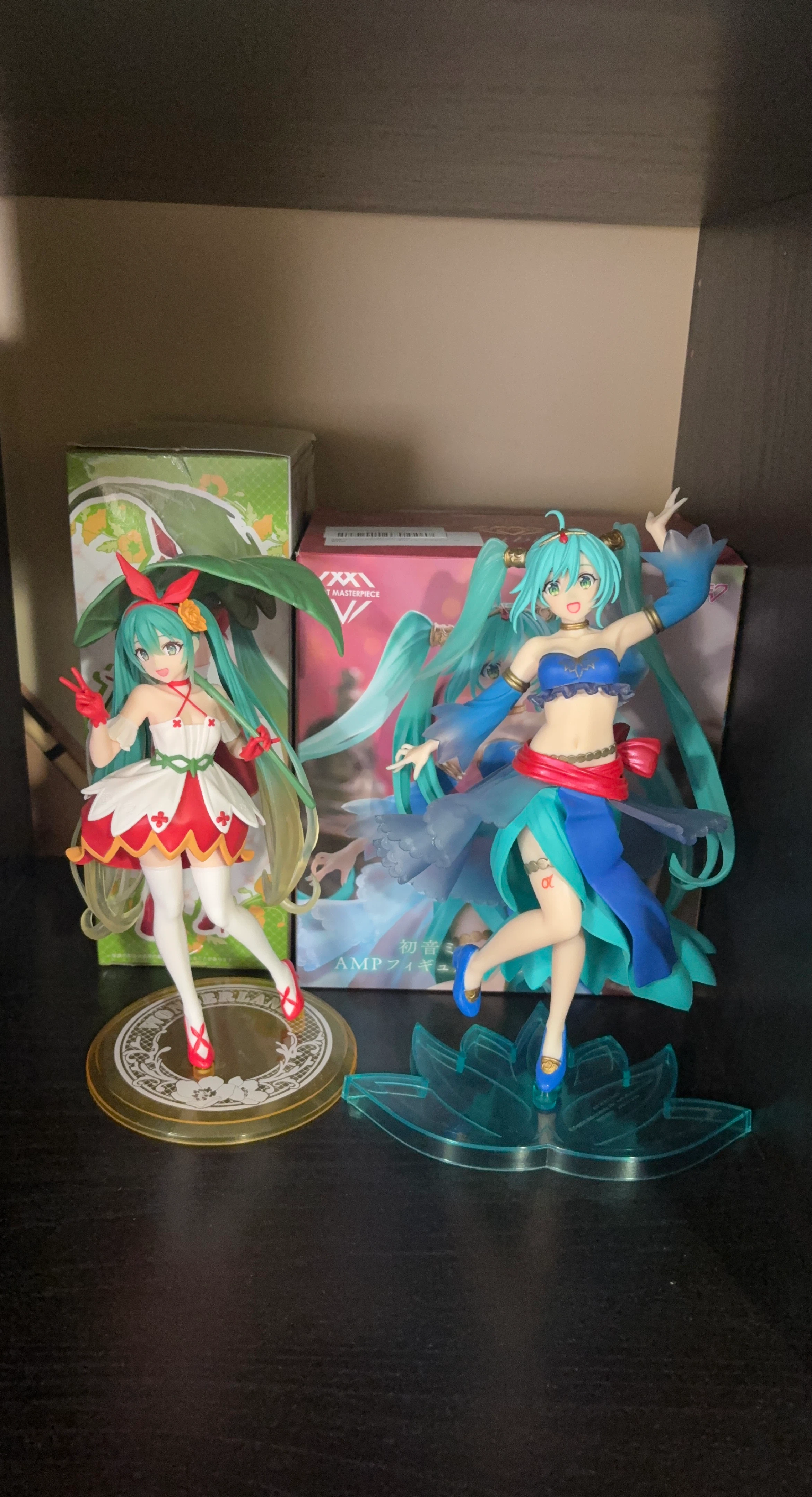Hatsune Miku Figures (2)