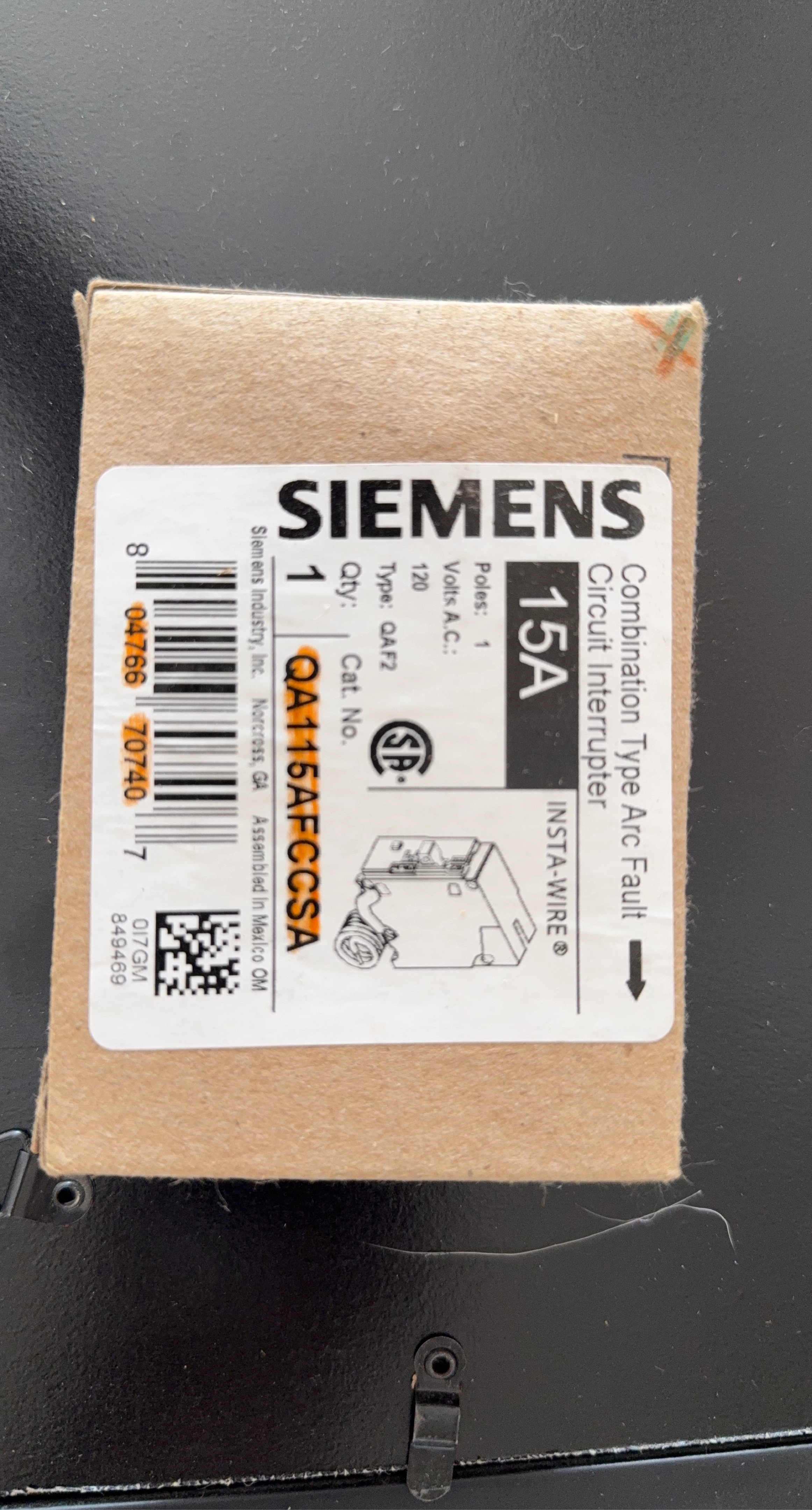 Siemens 15A Circuit Breaker (2 QA115AFCCSA, 2 Q115DFCSA)