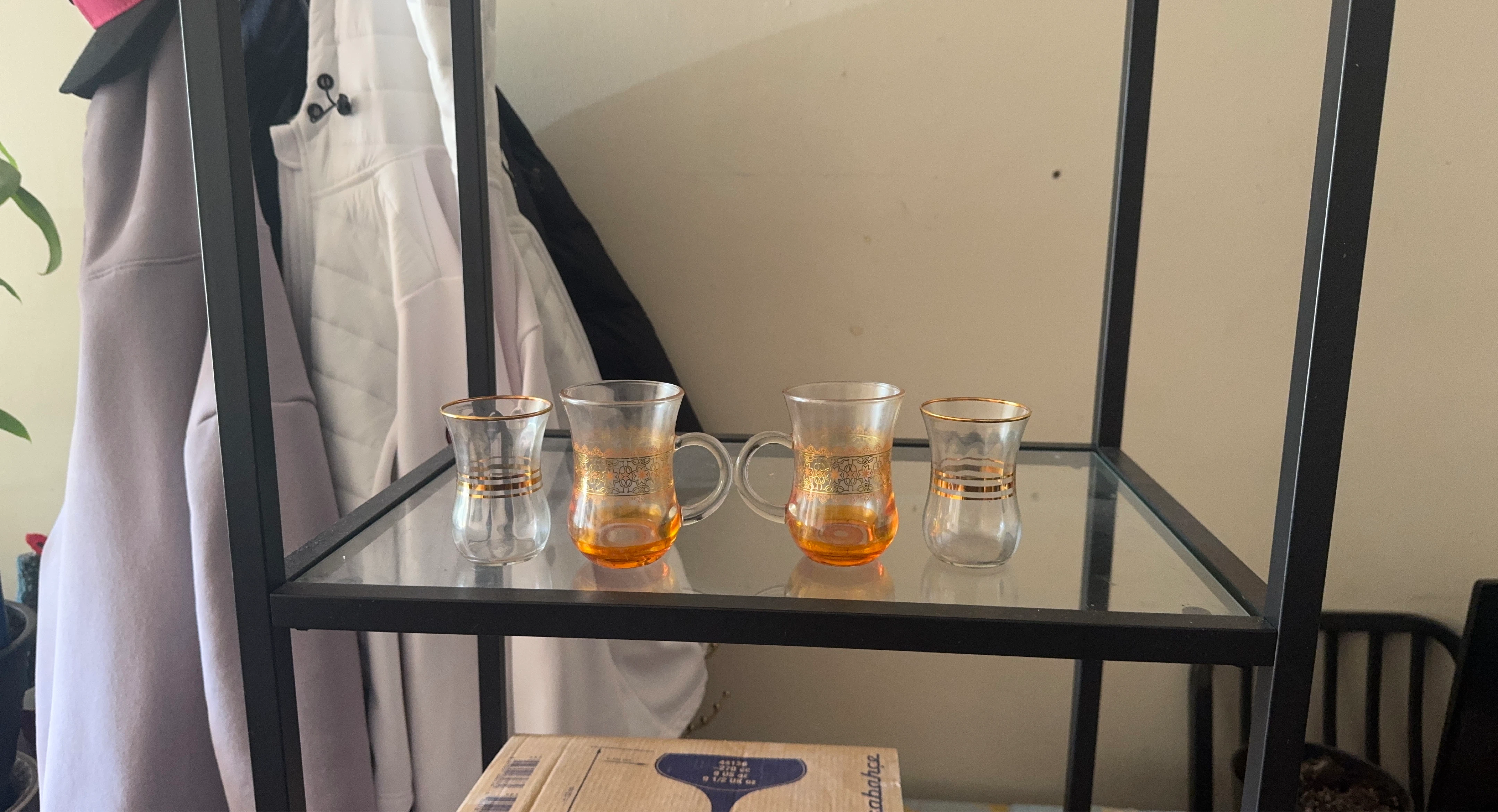 Set of 4 Decorative Tea Glasses