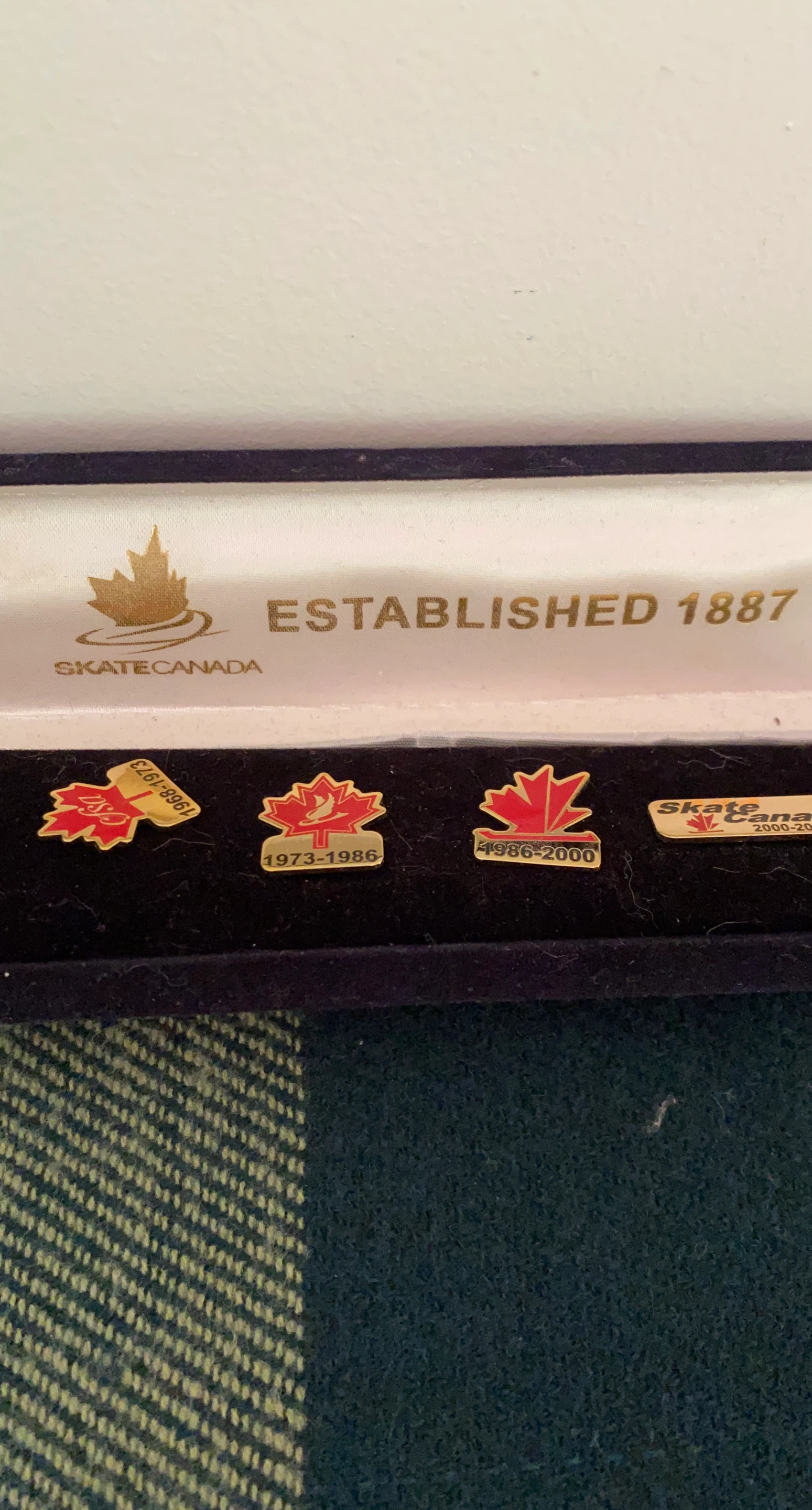 Skate Canada Commemorative Pins Set