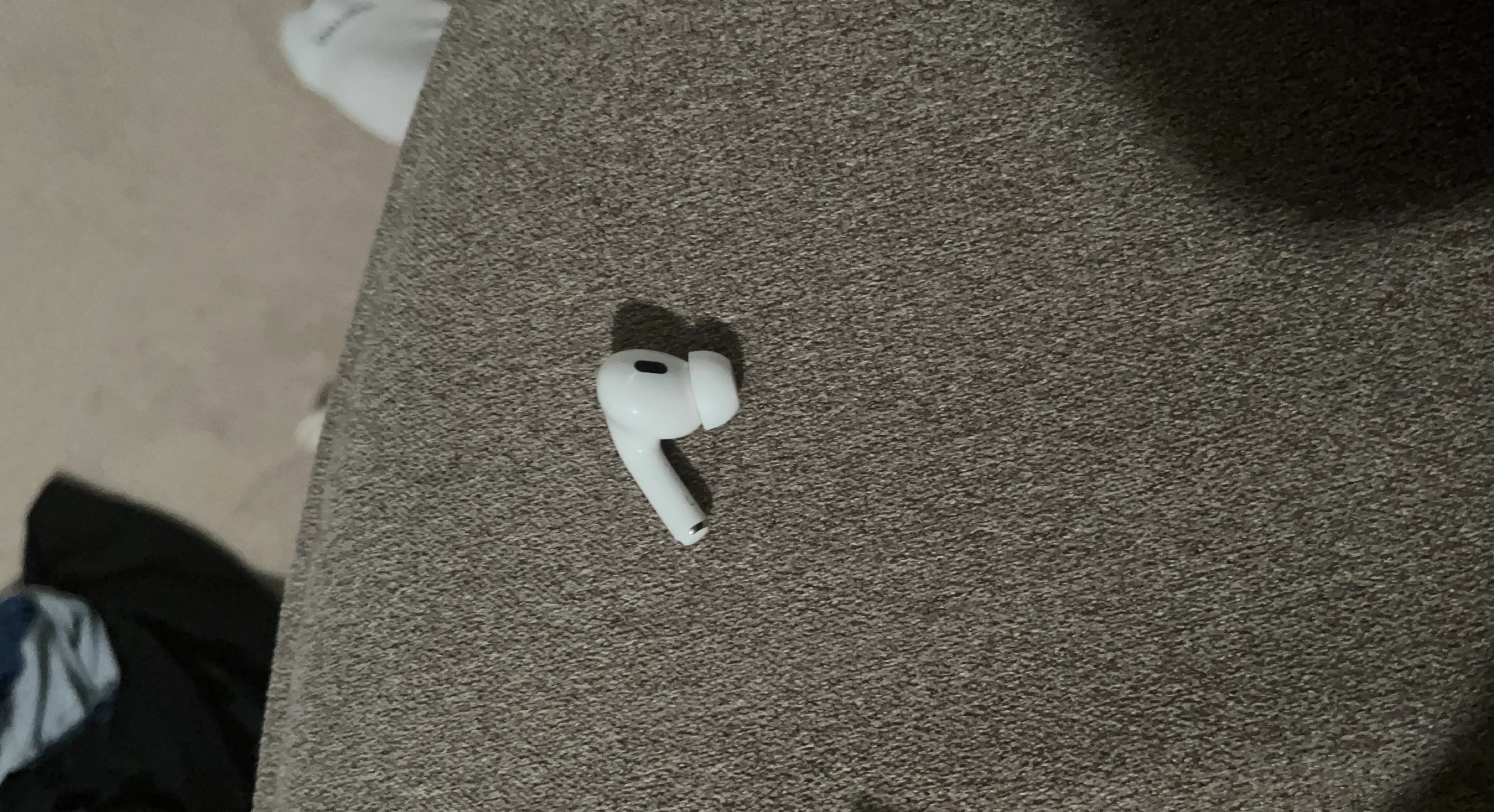 Apple AirPods Pro (1st Gen) - Single Earbud