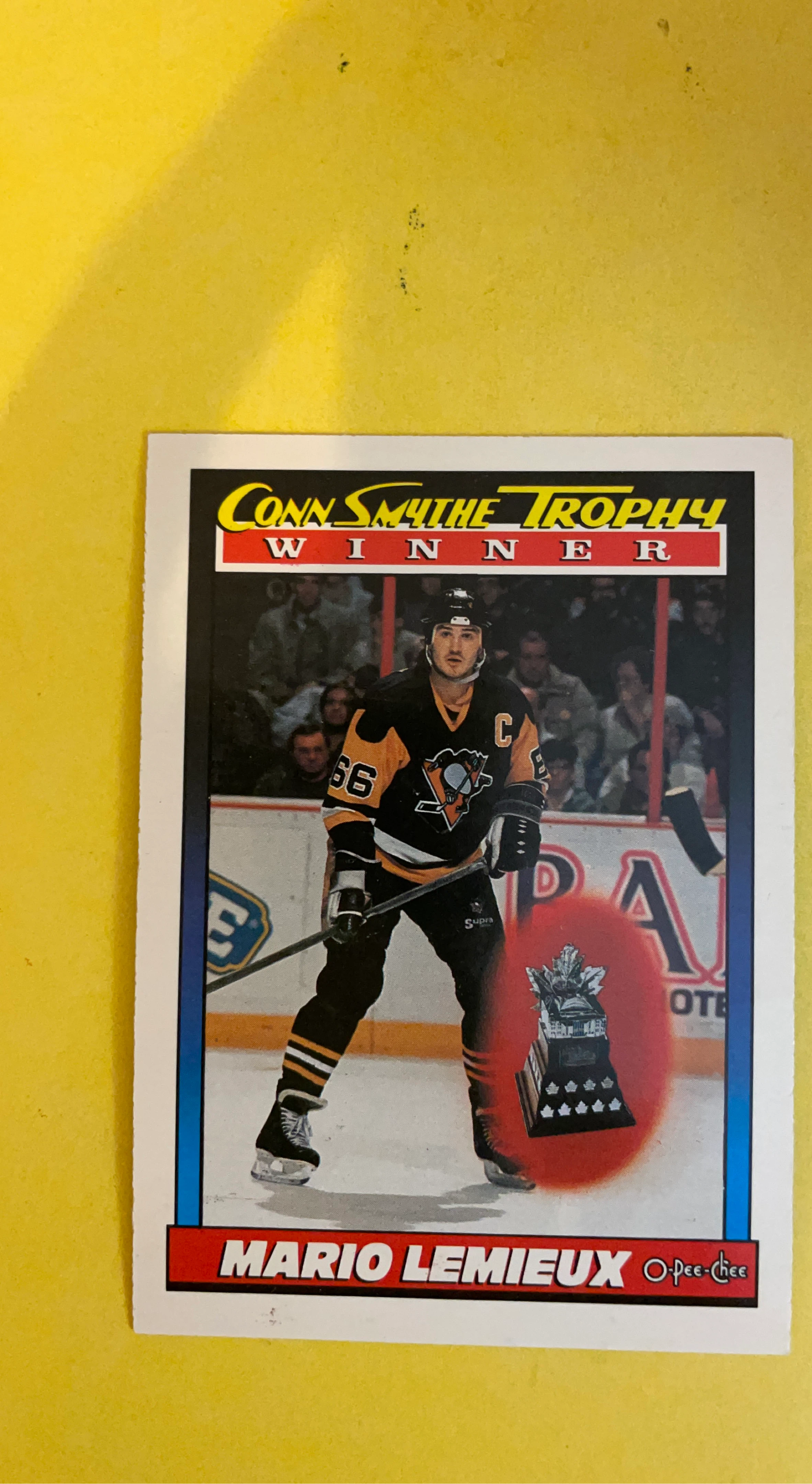 1990 O-Pee-Chee Mario Lemieux Conn Smythe Trophy Hockey Card