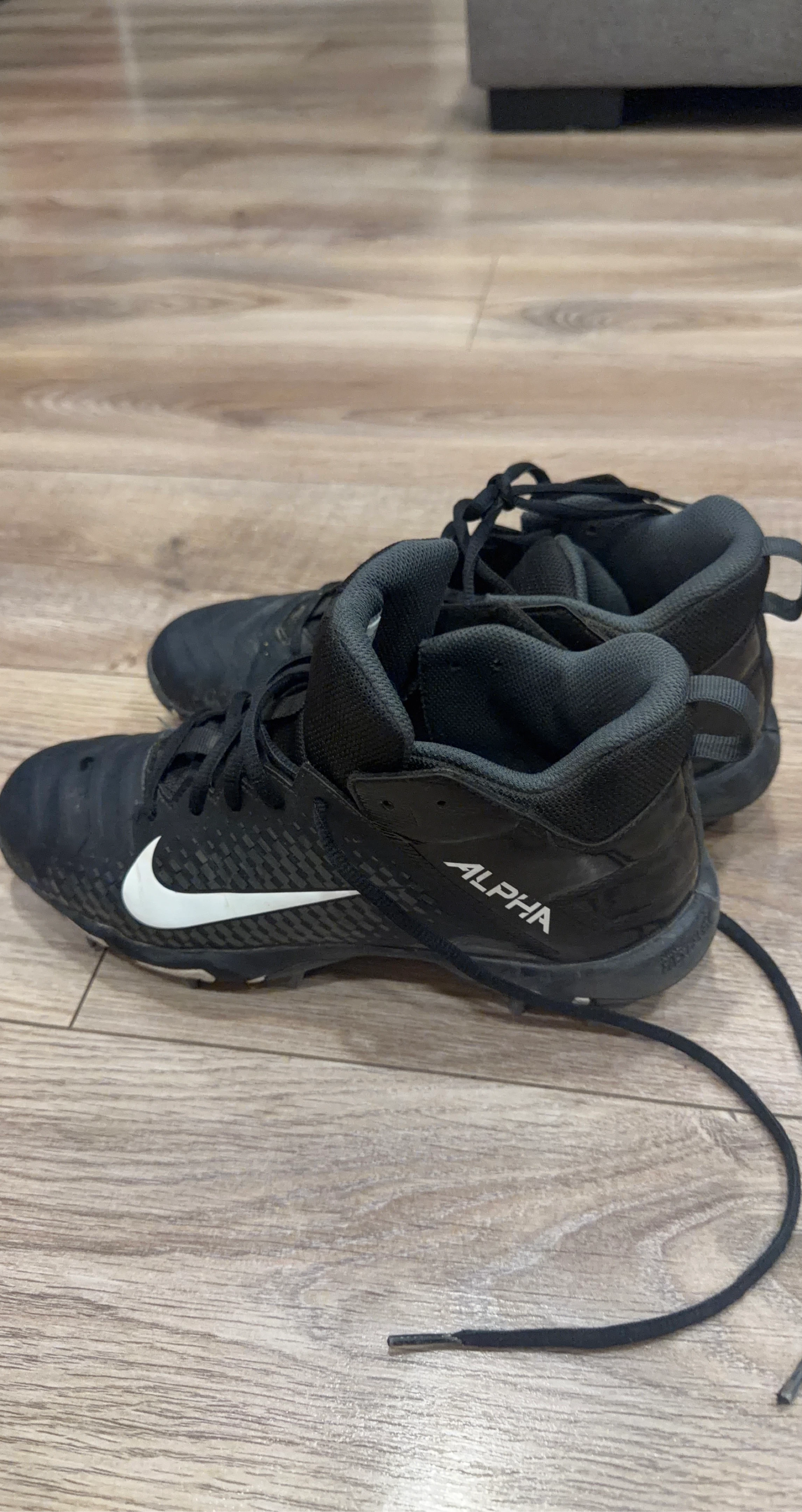 Nike Alpha Men's Football Cleats