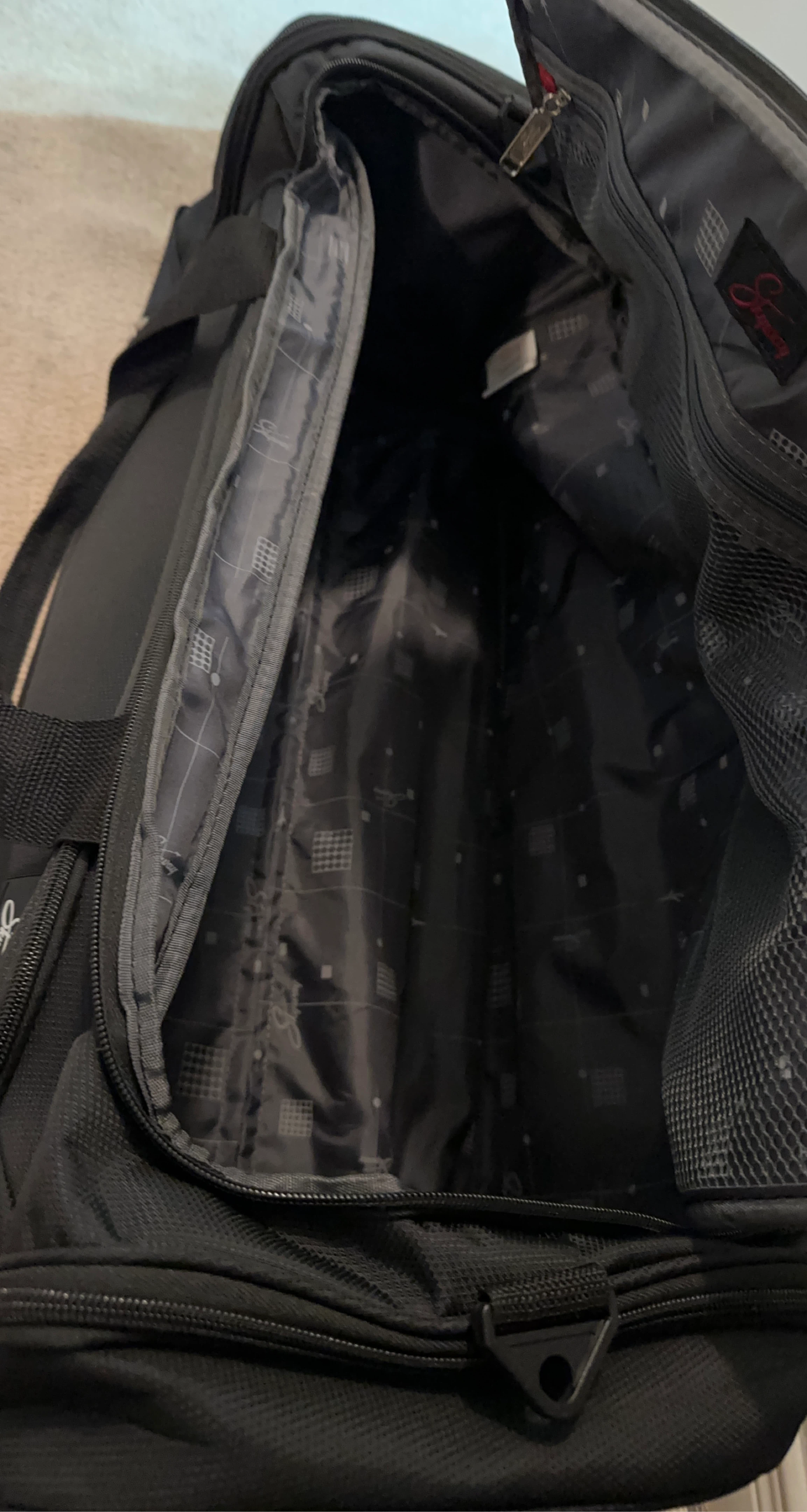 Skyway Black Duffel Bag