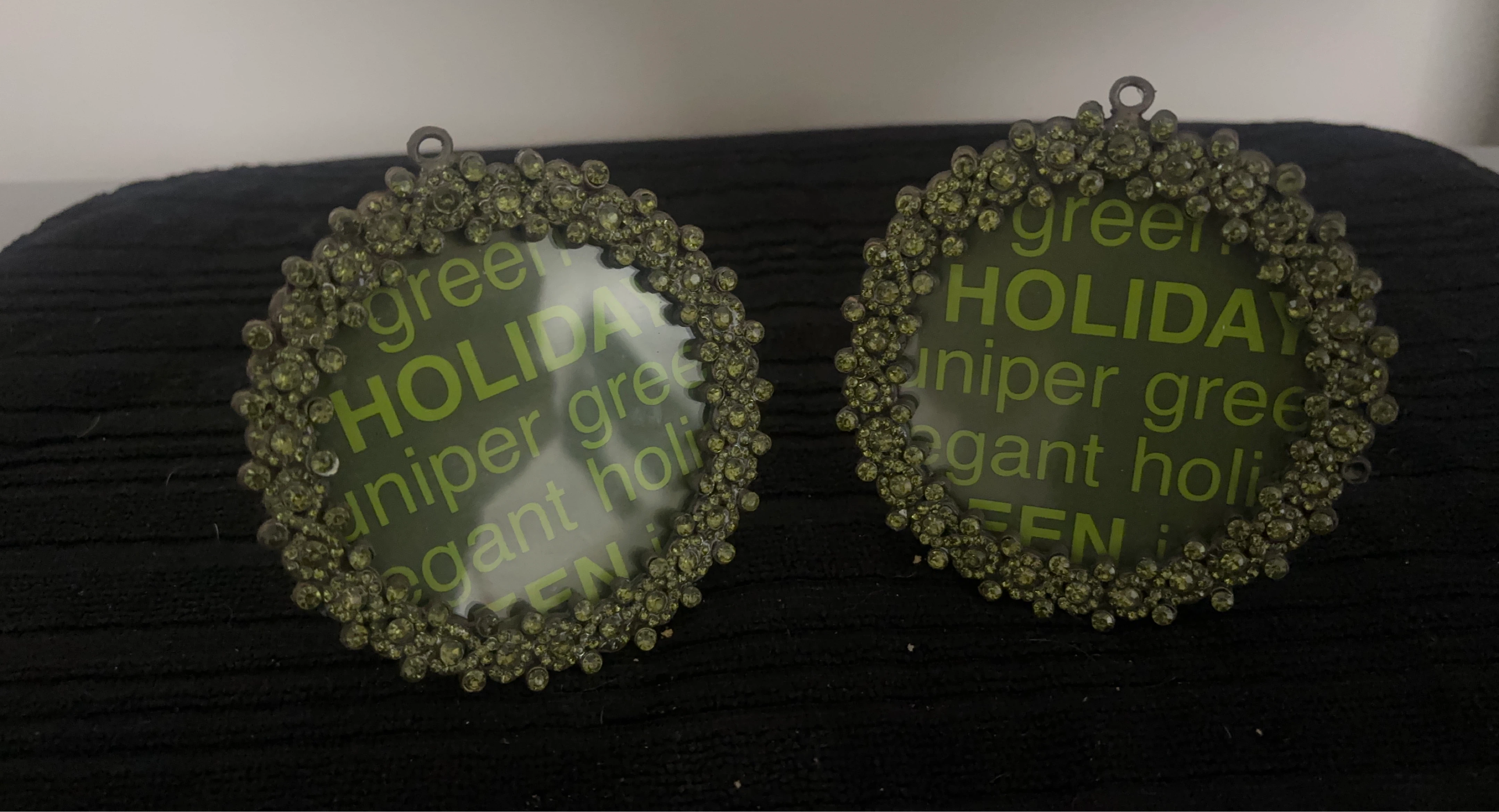 Set of 2 Jewel Picture Frames- New