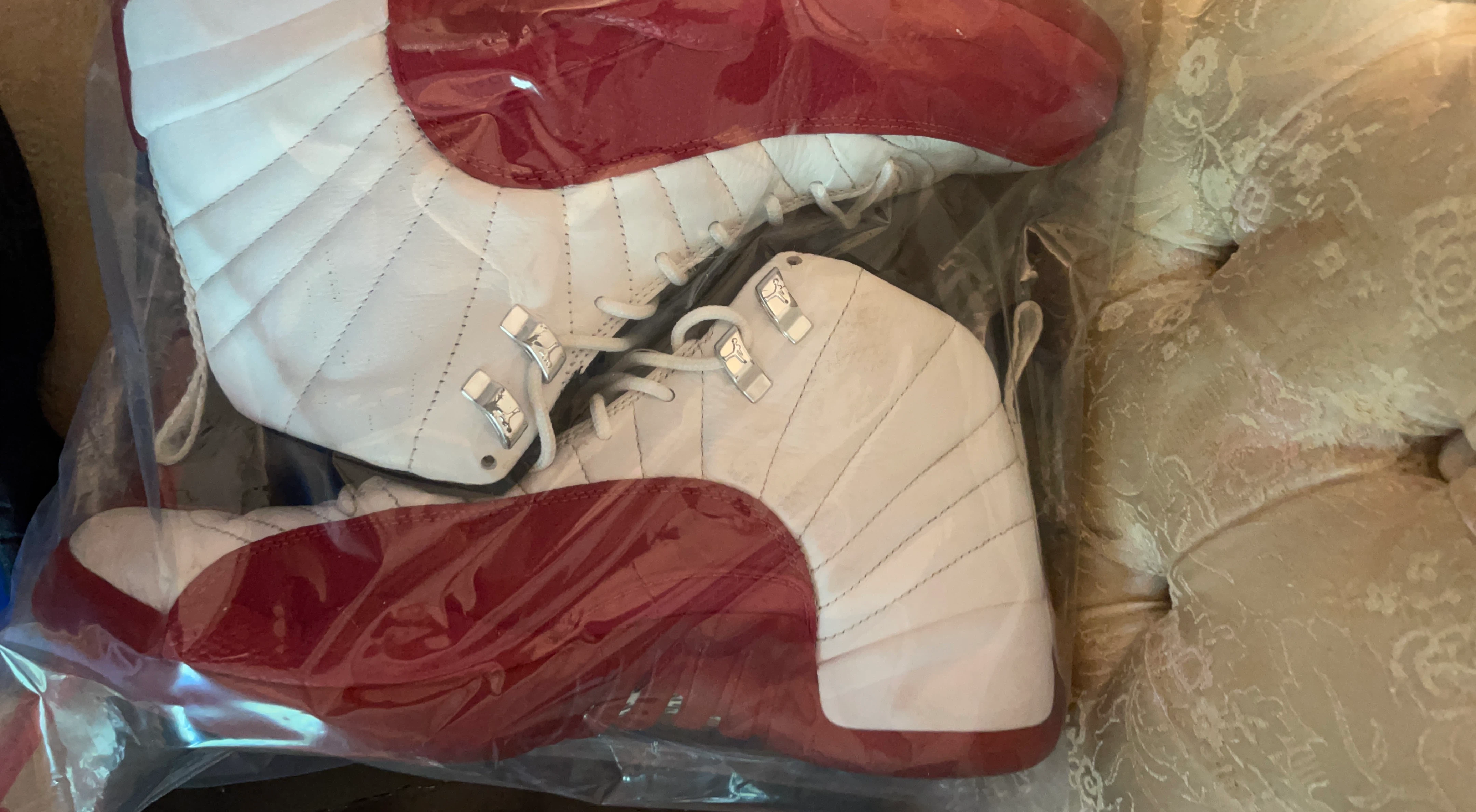 Air Jordan 12 Retro Cherry White Red
