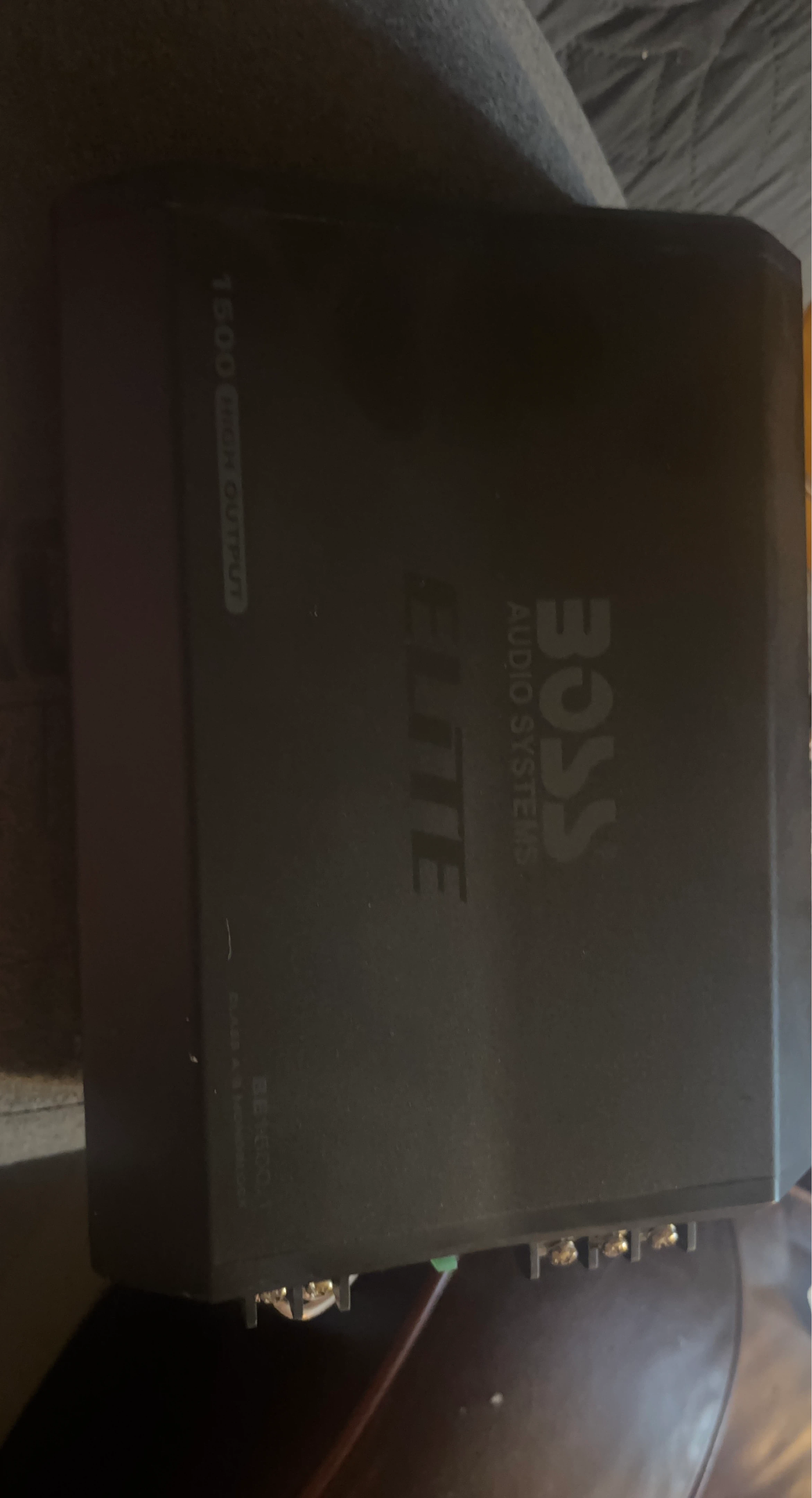 BOSS ELITE 1500W Mono Amplifier