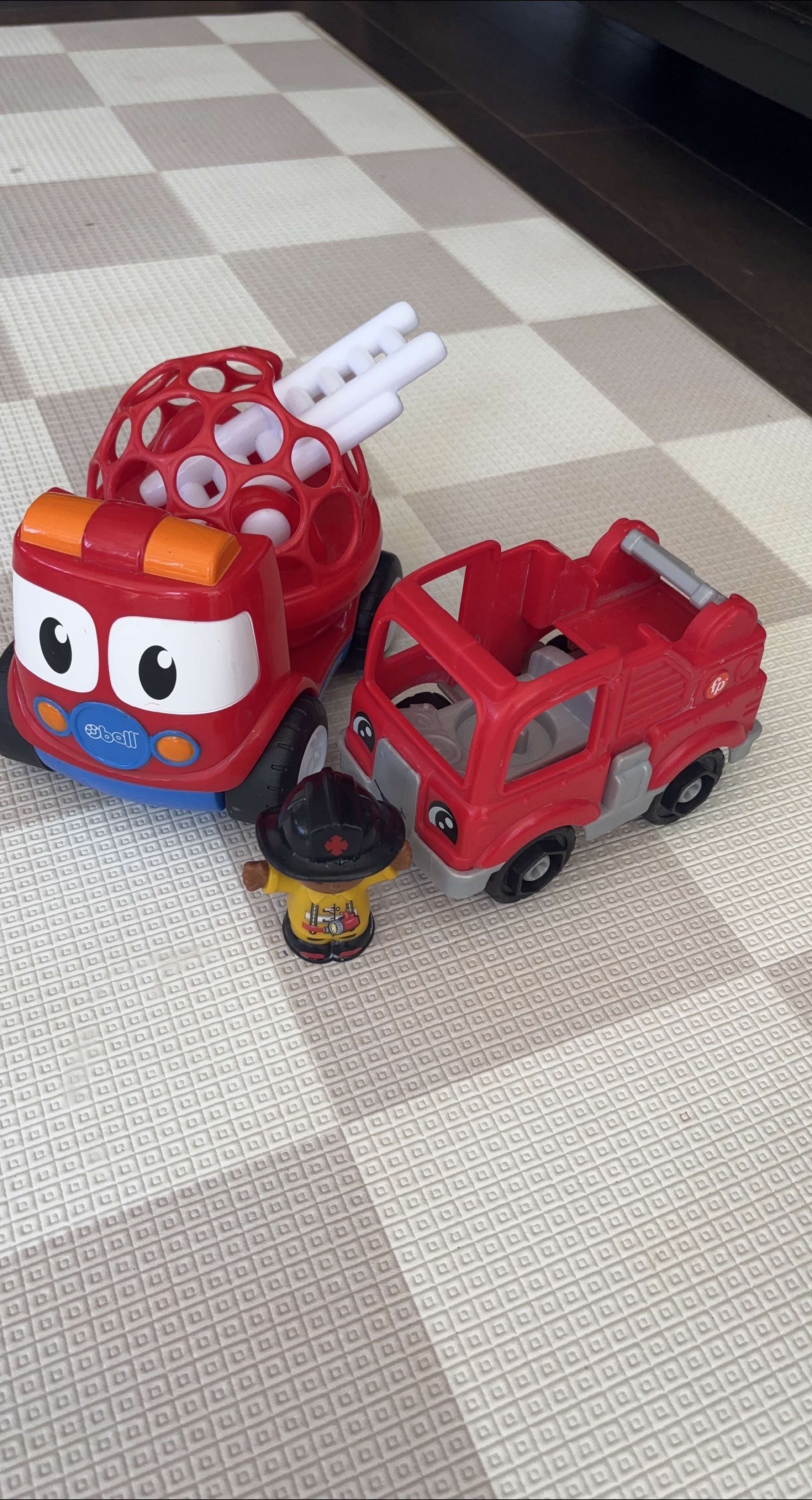 Fisher-Price Little People Fire Truck and Firefighter Toy