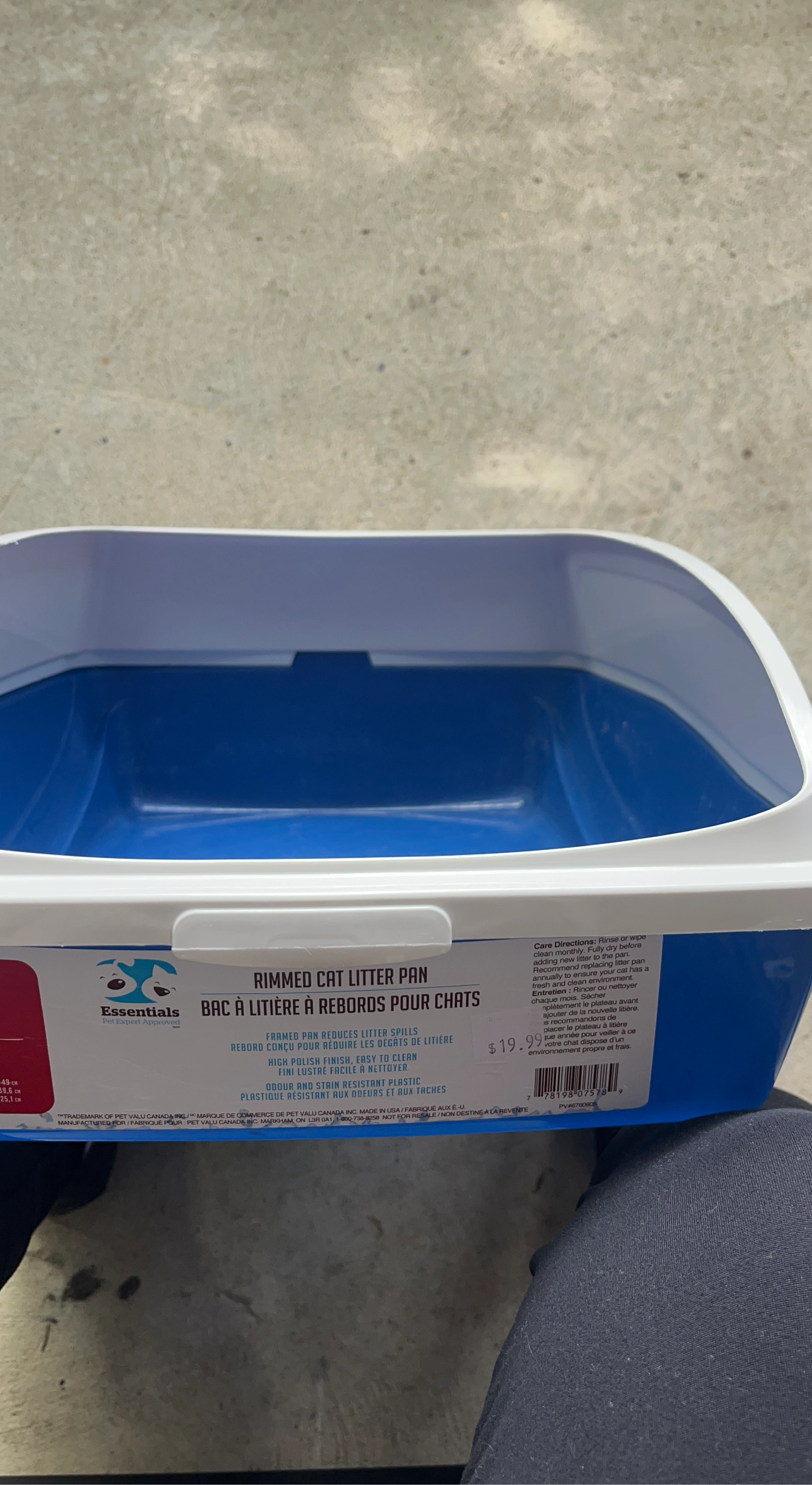 Essentials Rimmed Cat Litter Pan - Large