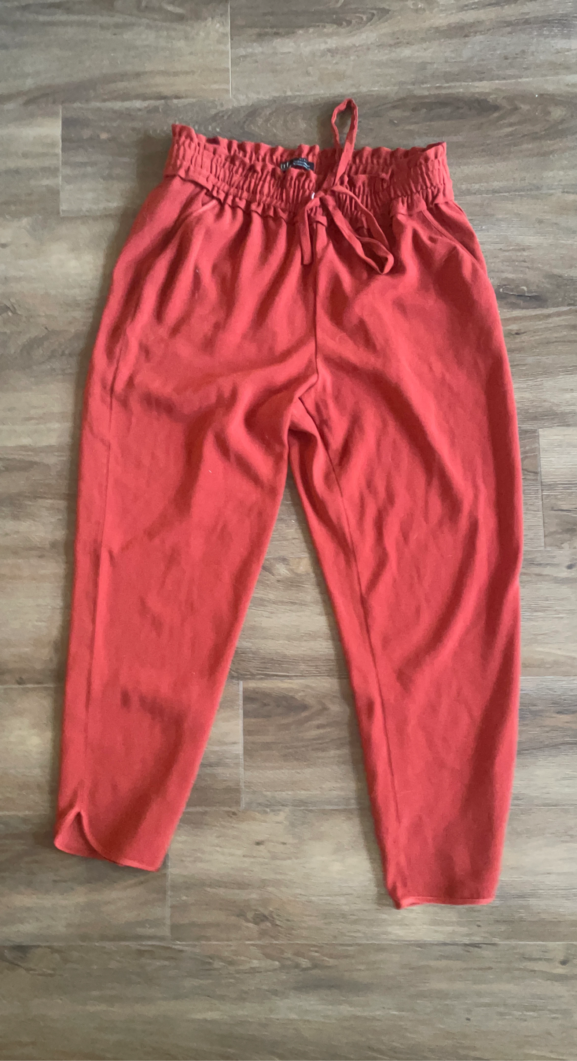 Red Cropped Pants