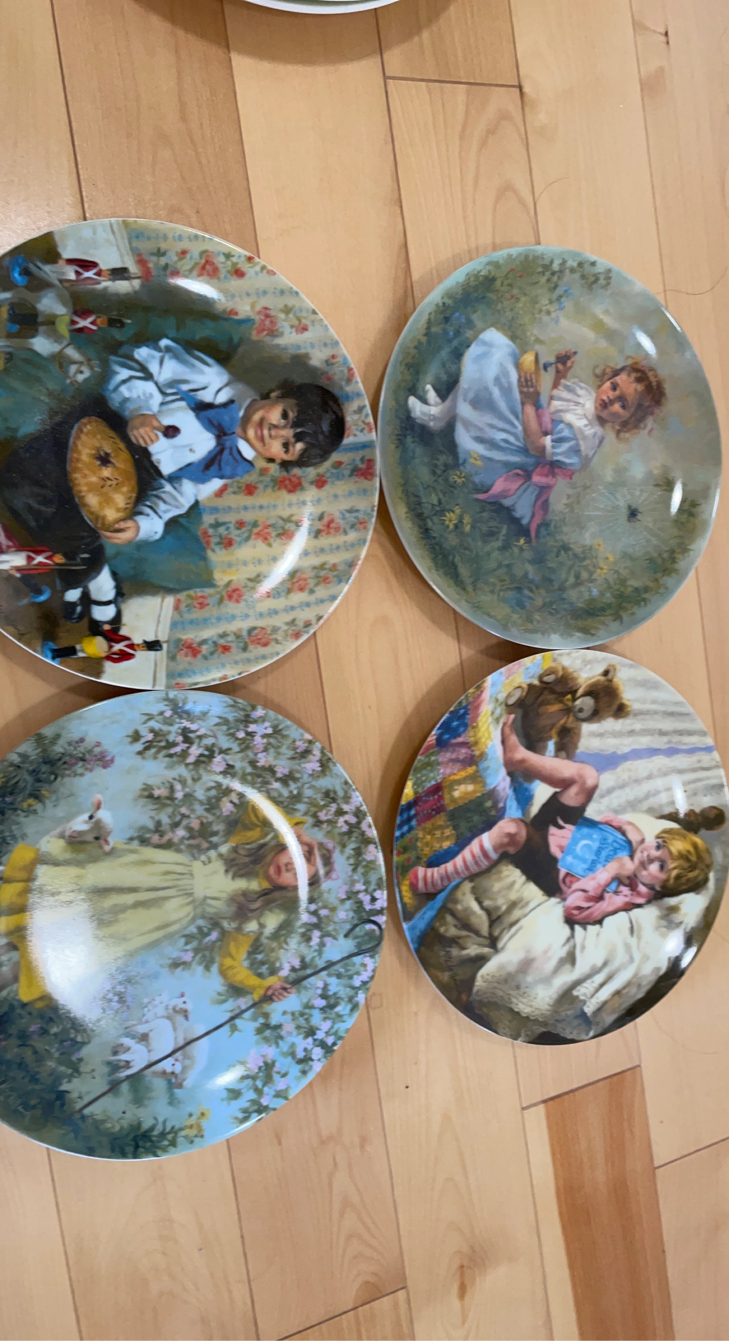 Set of 4 Decorative Collector Plates with Children's Scenes