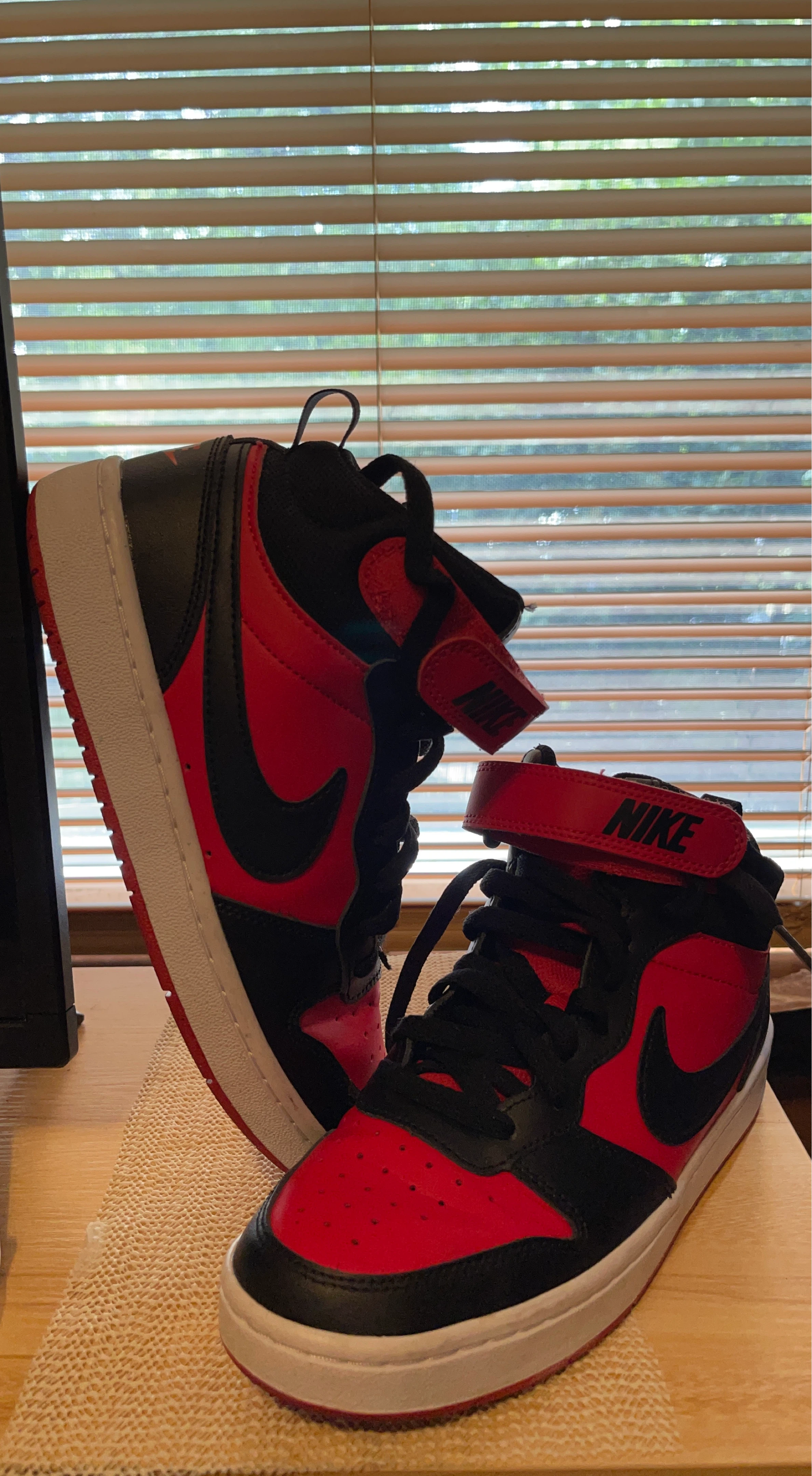 Nike Mid-Top Sneakers