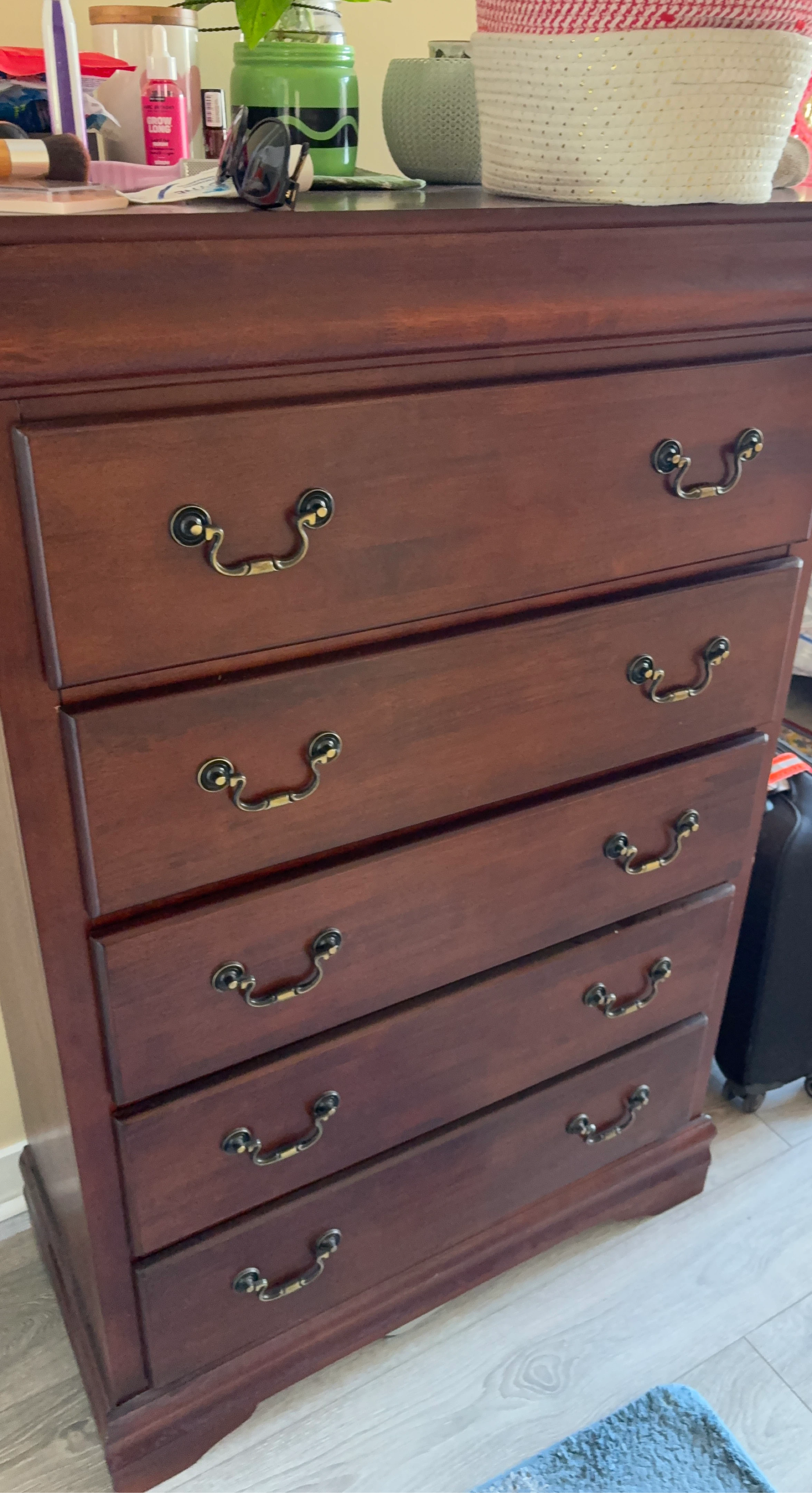 Wooden Dresser with 5 Drawers