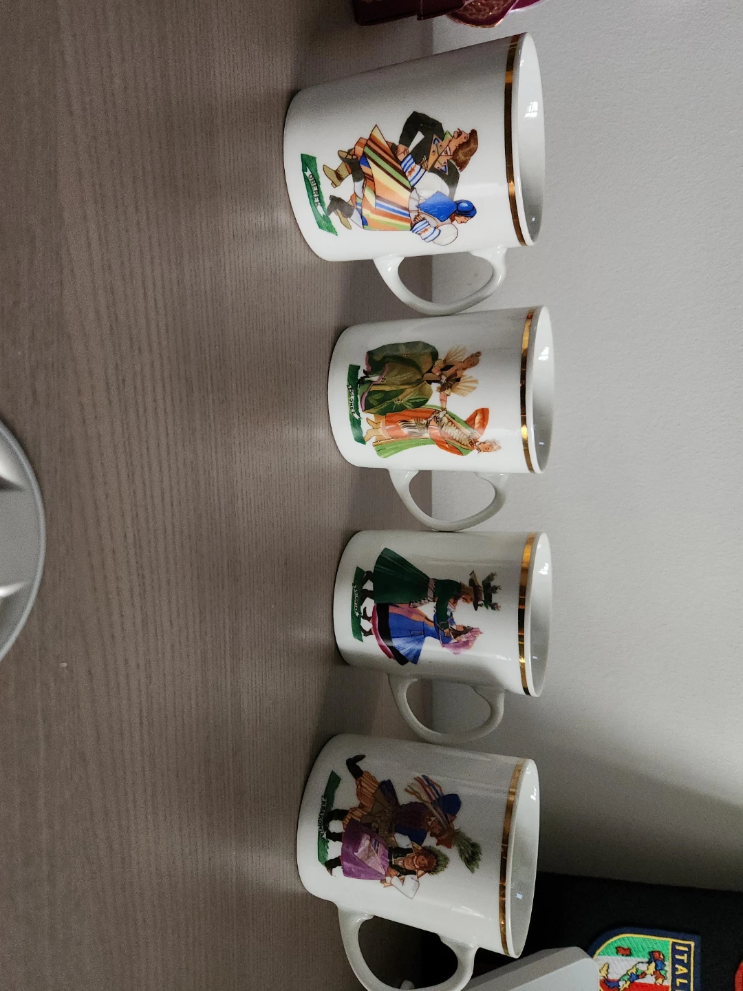 Set of 4 Ceramic Mugs with Traditional Costumes