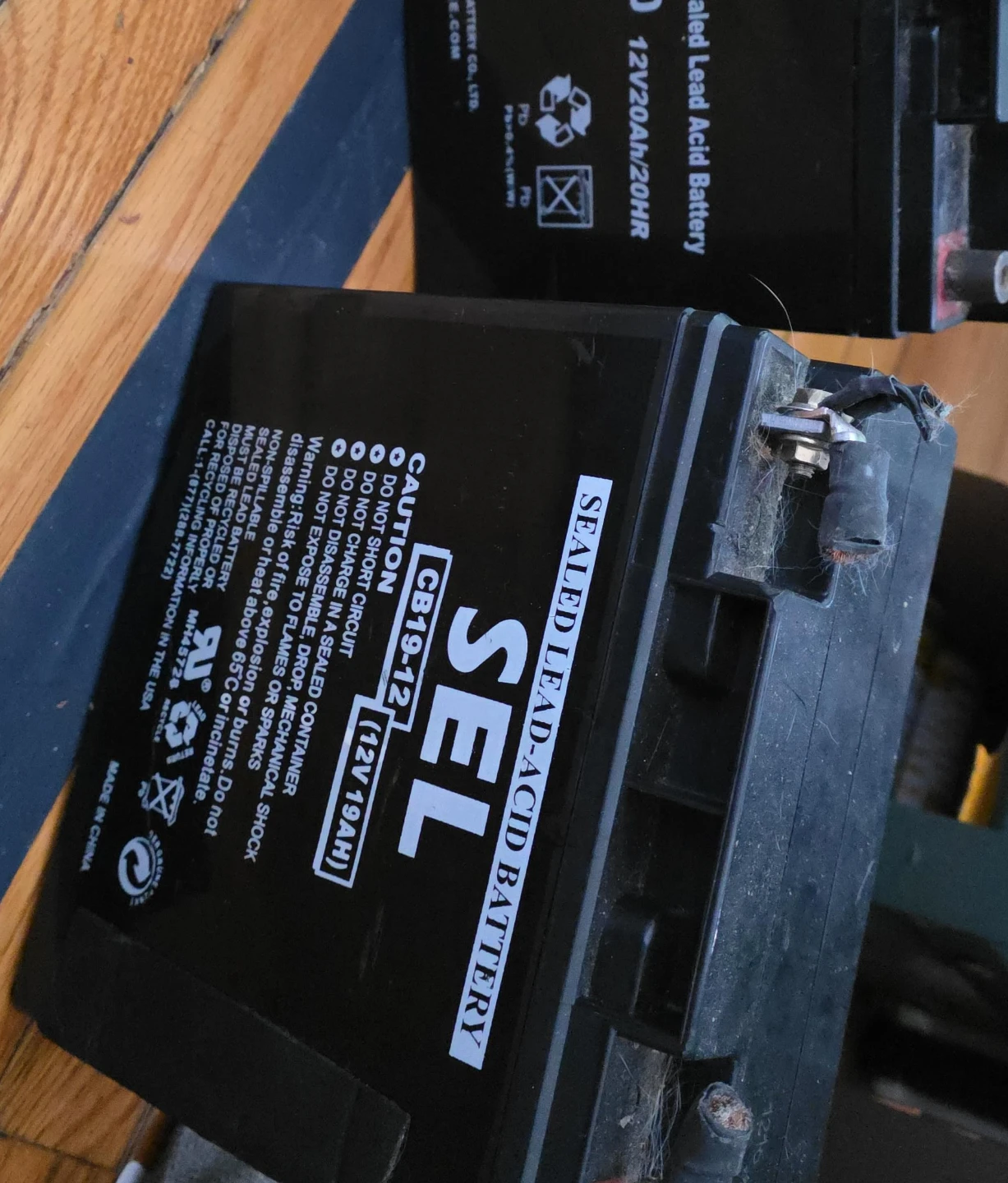 SEALAKE FM12200 Rechargeable Sealed Lead-Acid Battery