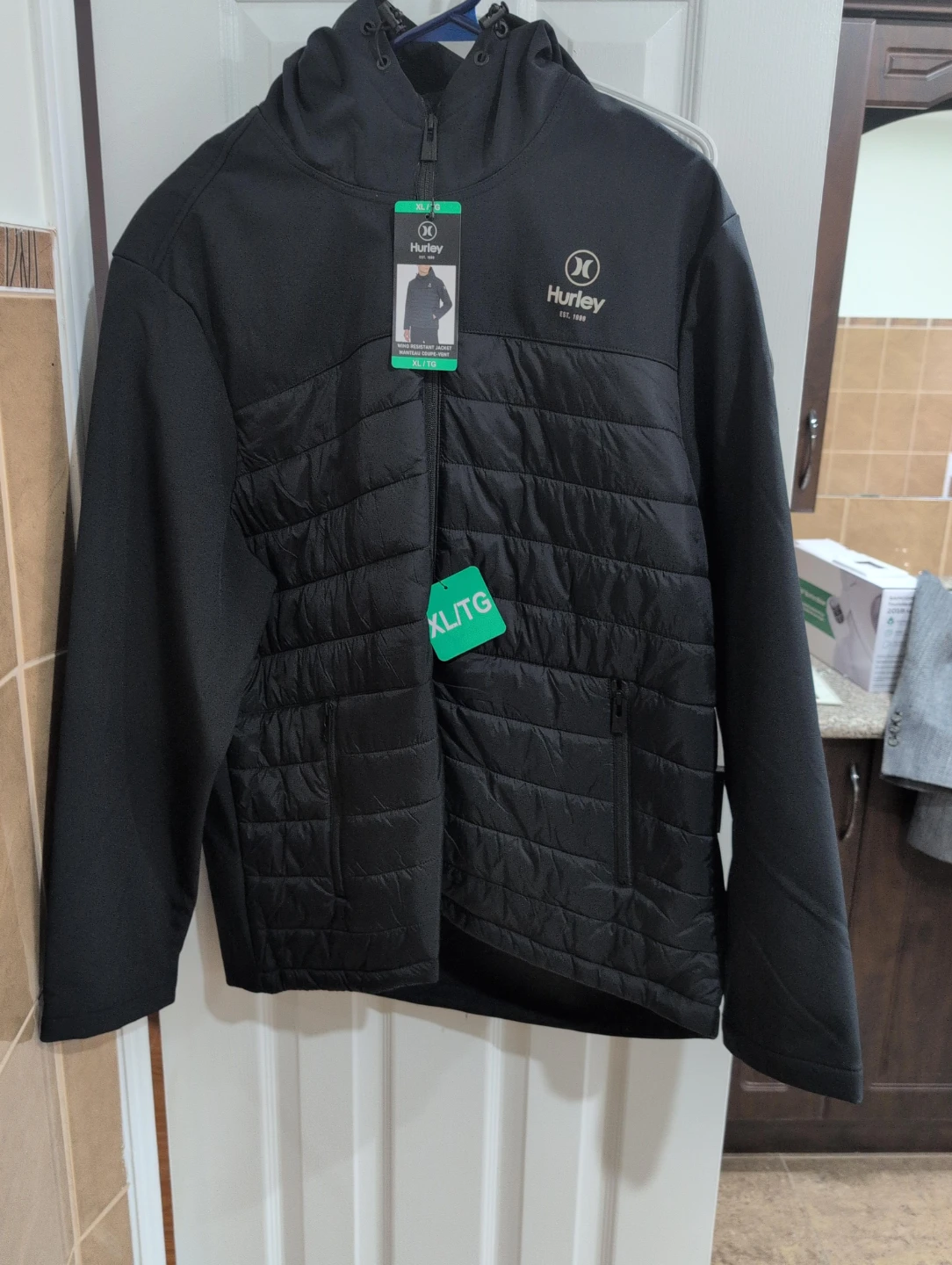 Hurley XL/TG Black Wind-Resistant Jacket