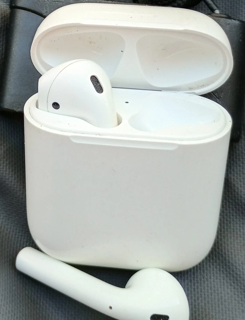 White Wireless Earbuds with Charging Case