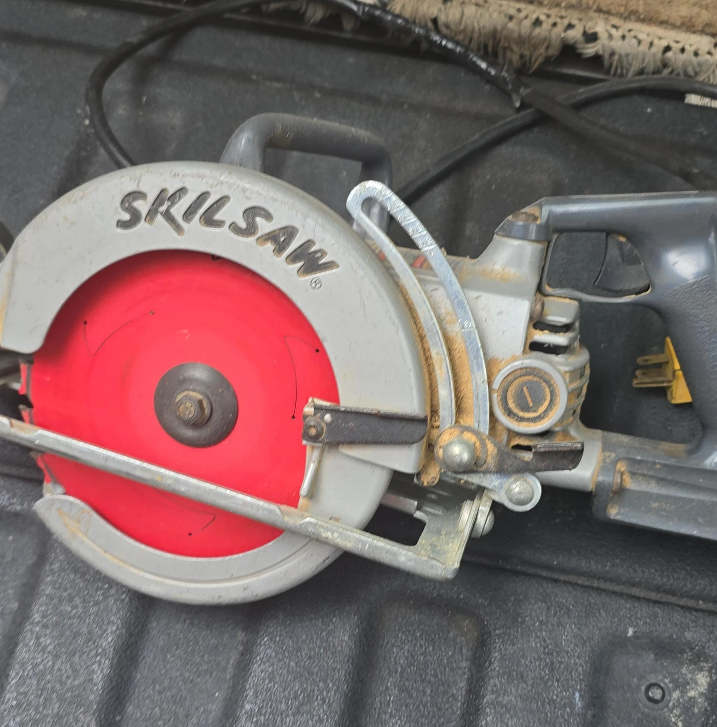 Skilsaw Circular Saw