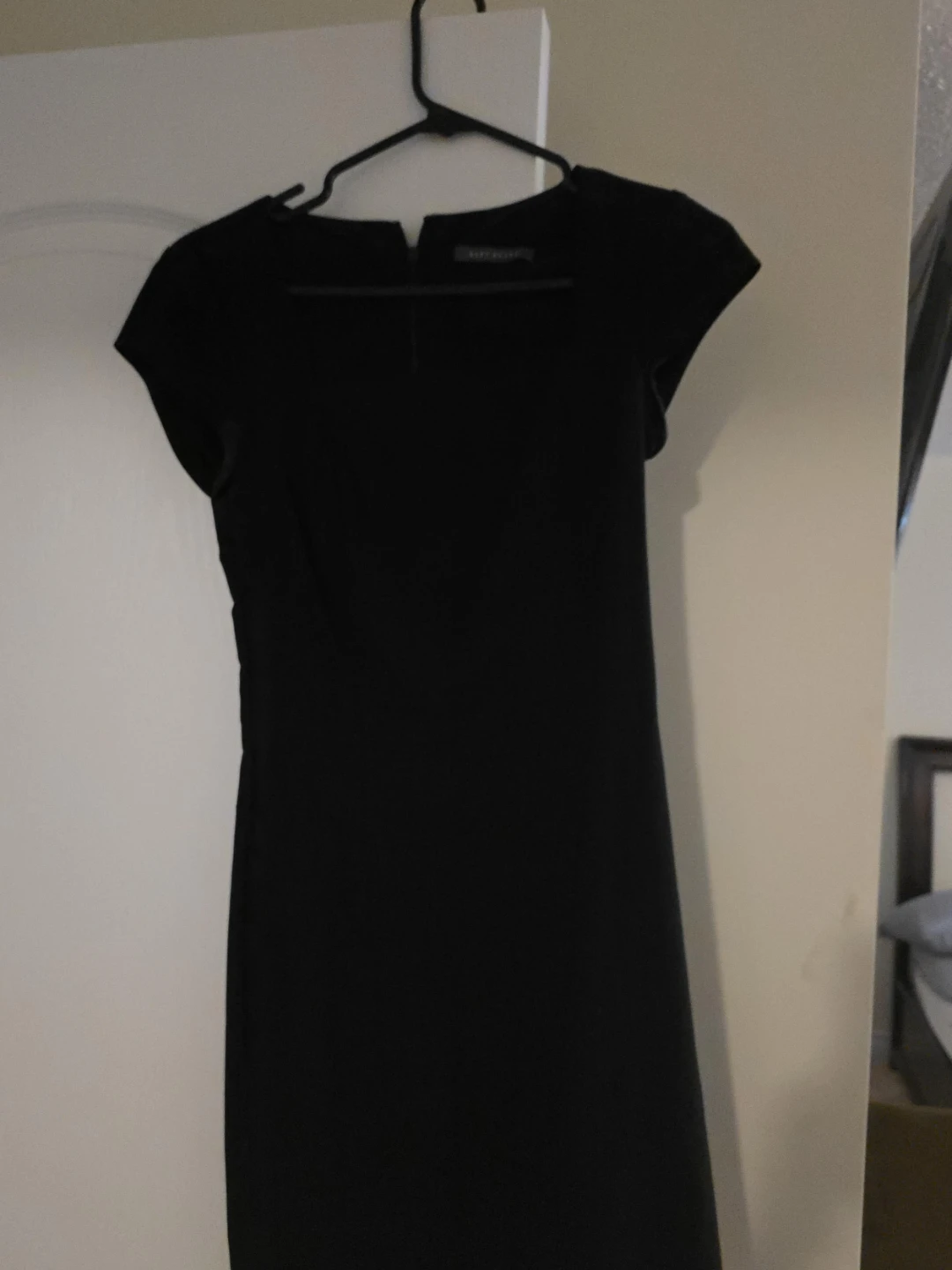 Black Cap Sleeve Dress Size S/P Suzy shier