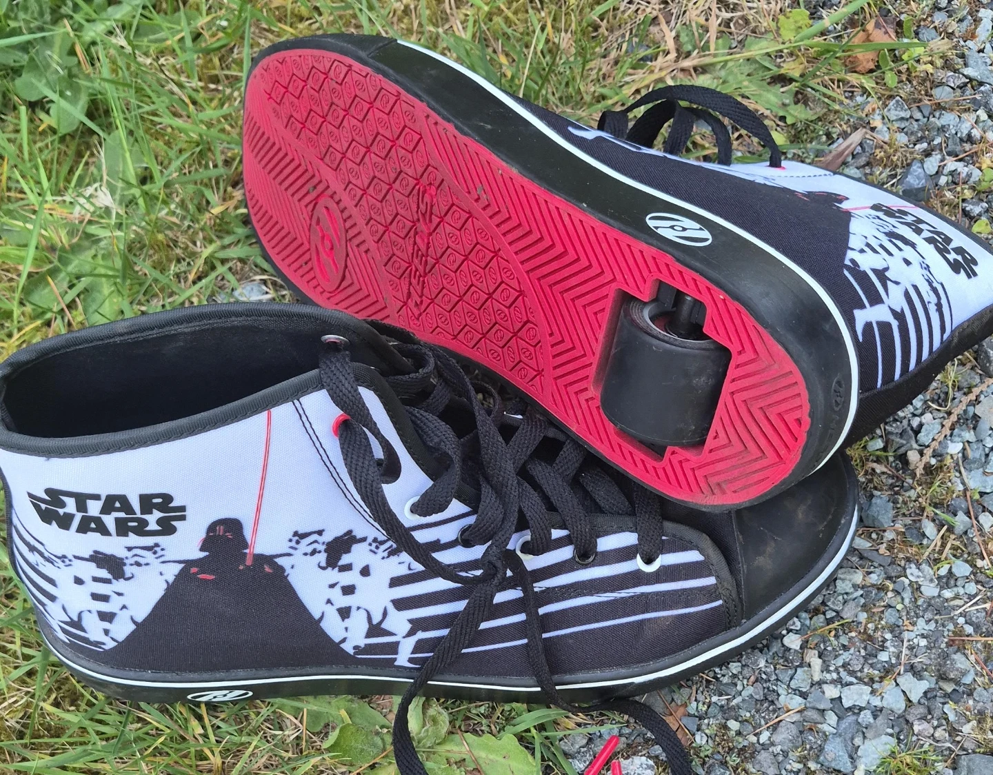 Heelys Star Wars Darth Vader Wheeled Shoes