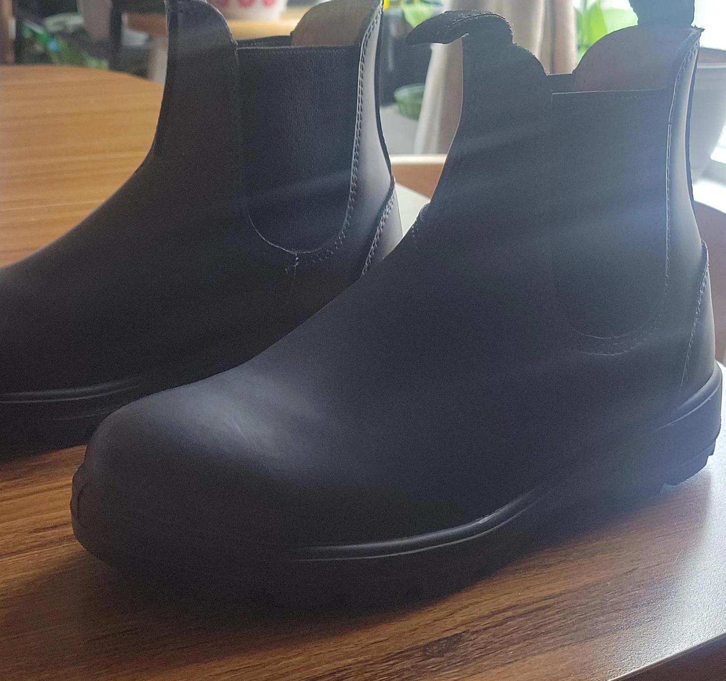 Aquatherm Black Leather Chelsea Boots Size 6