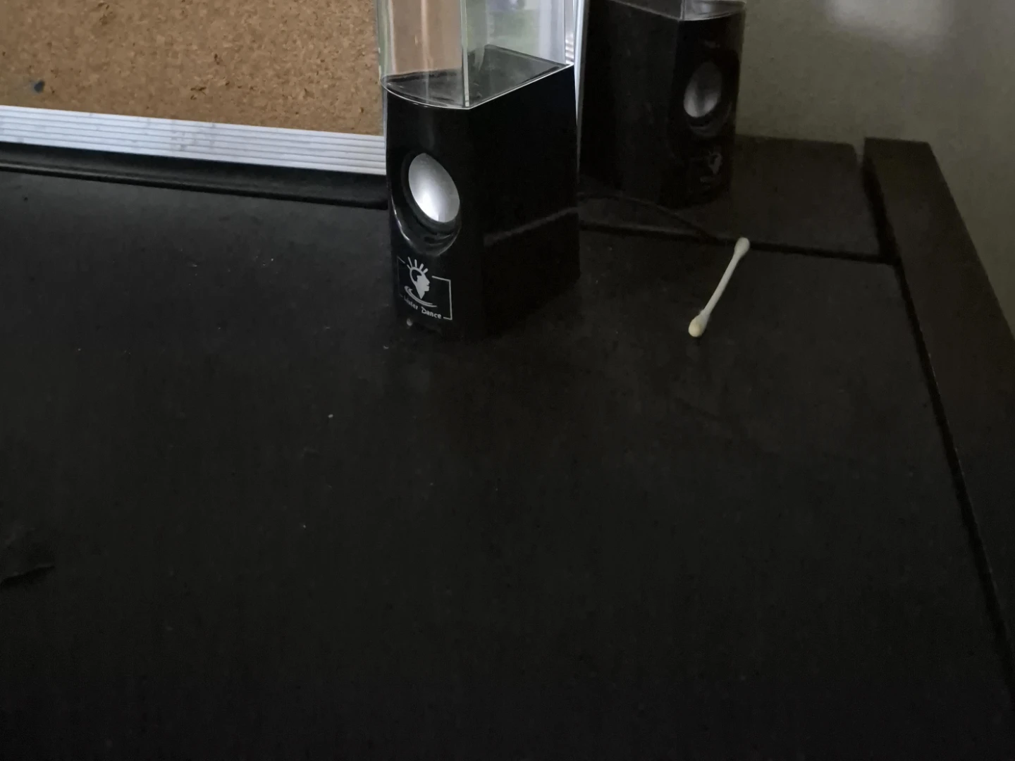 Light-Up Desktop Speakers