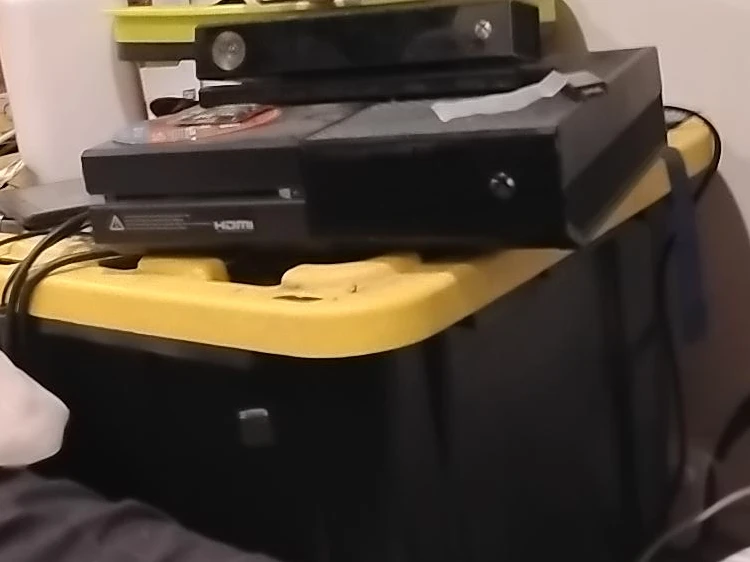 Xbox One Console and Kinect Sensor