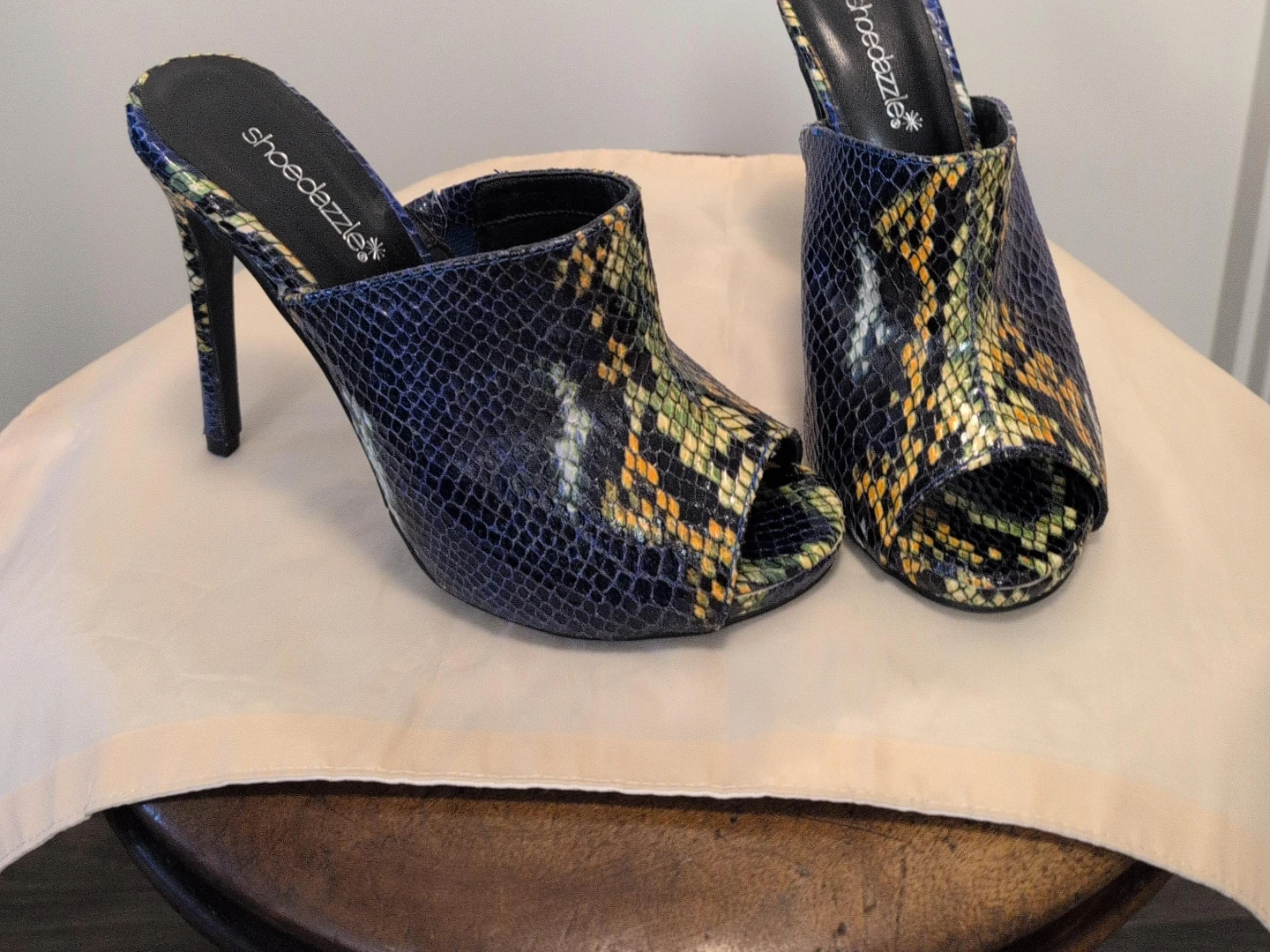 ShoeDazzle Ransa Peep-Toe Heeled Mules - US Size 7