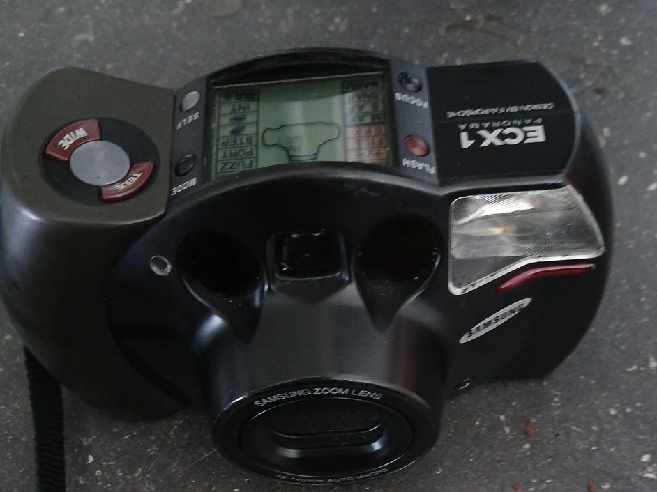 Samsung ECX1 Panorama Zoom Lens Camera