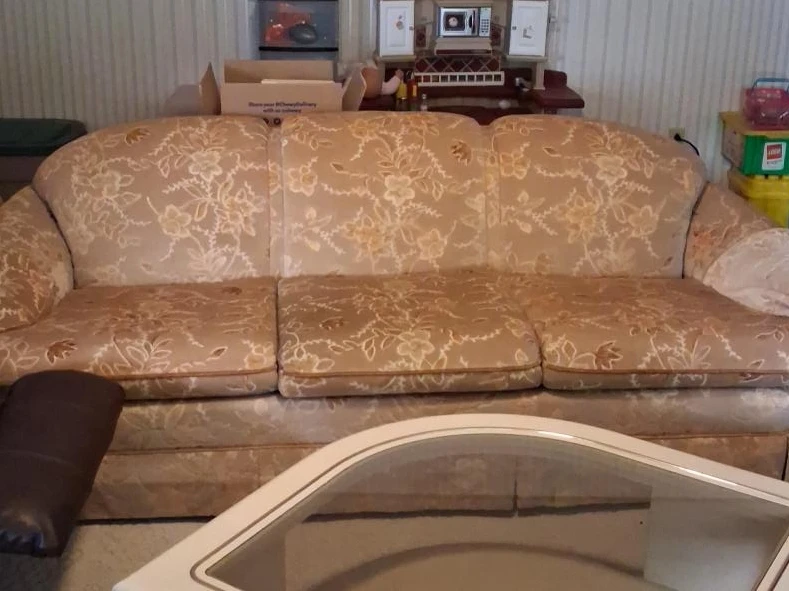 Smith Brothers of Berne Floral Sofa, 88" long