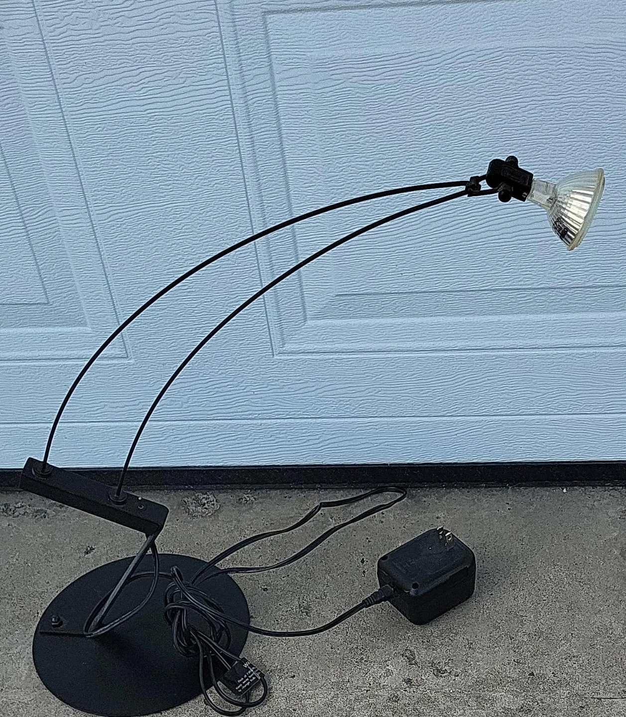 Black Modern Desk Lamp with Adjustable Gooseneck