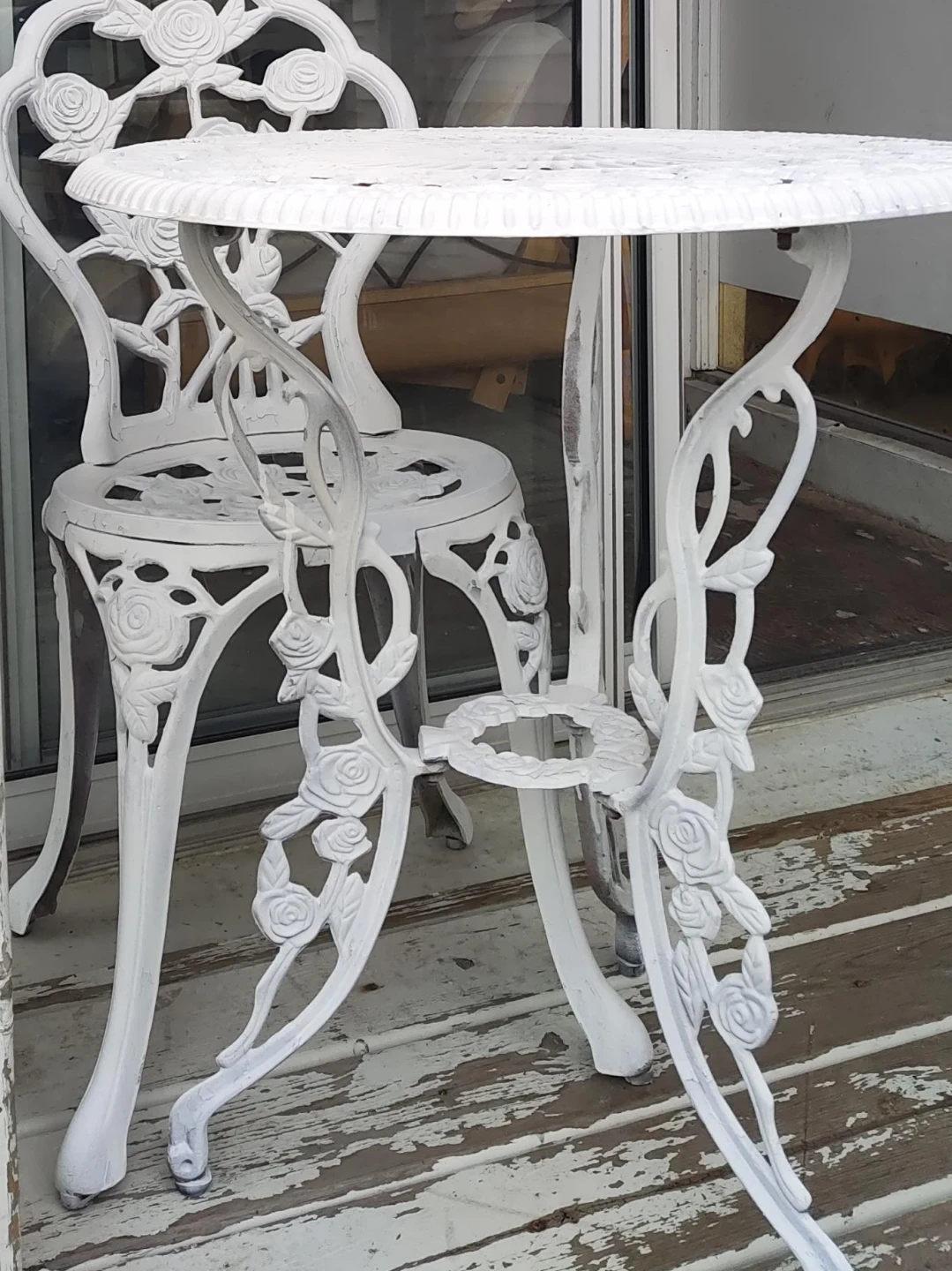 White Rose Cast Iron Bistro Set