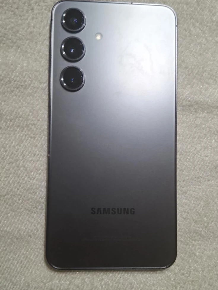 Samsung Smartphone - Dark Grey