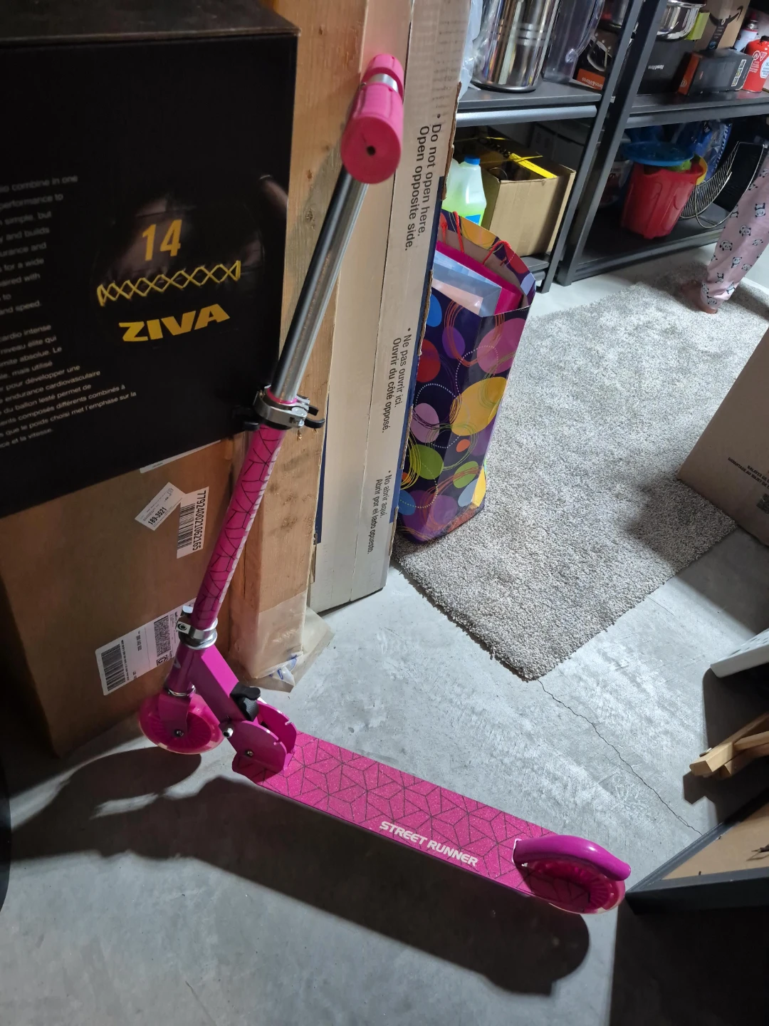 Pink Street Runner Kids Scooter - photo 2