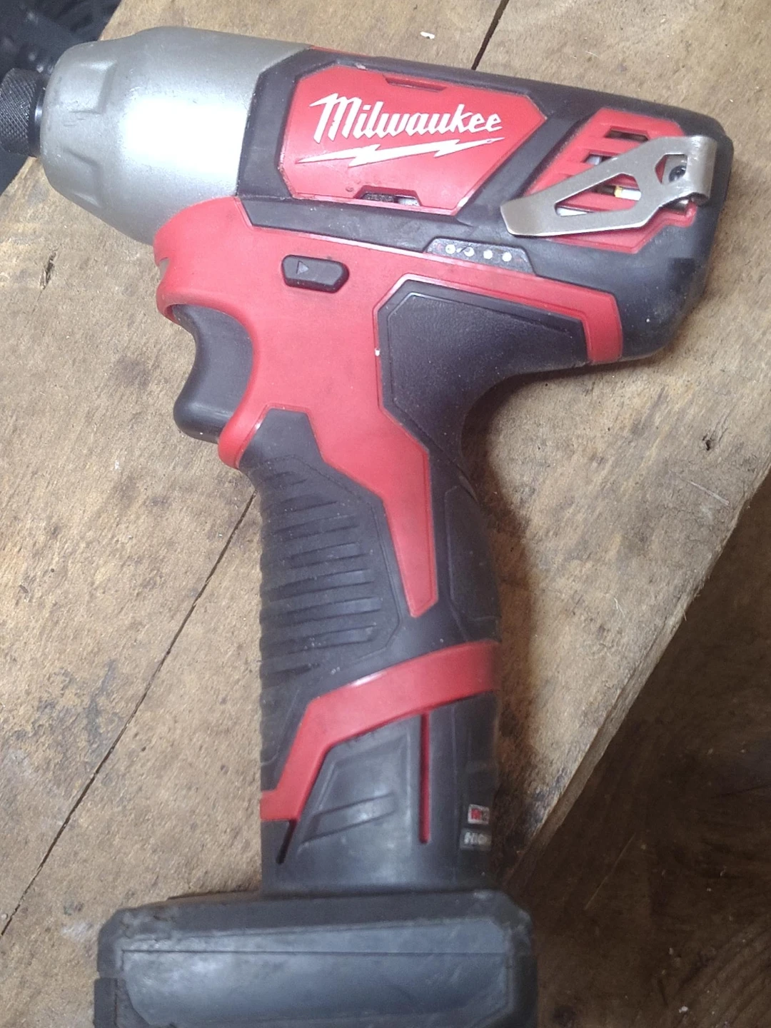Milwaukee M12 12V Lithium-Ion Cordless Impact Driver