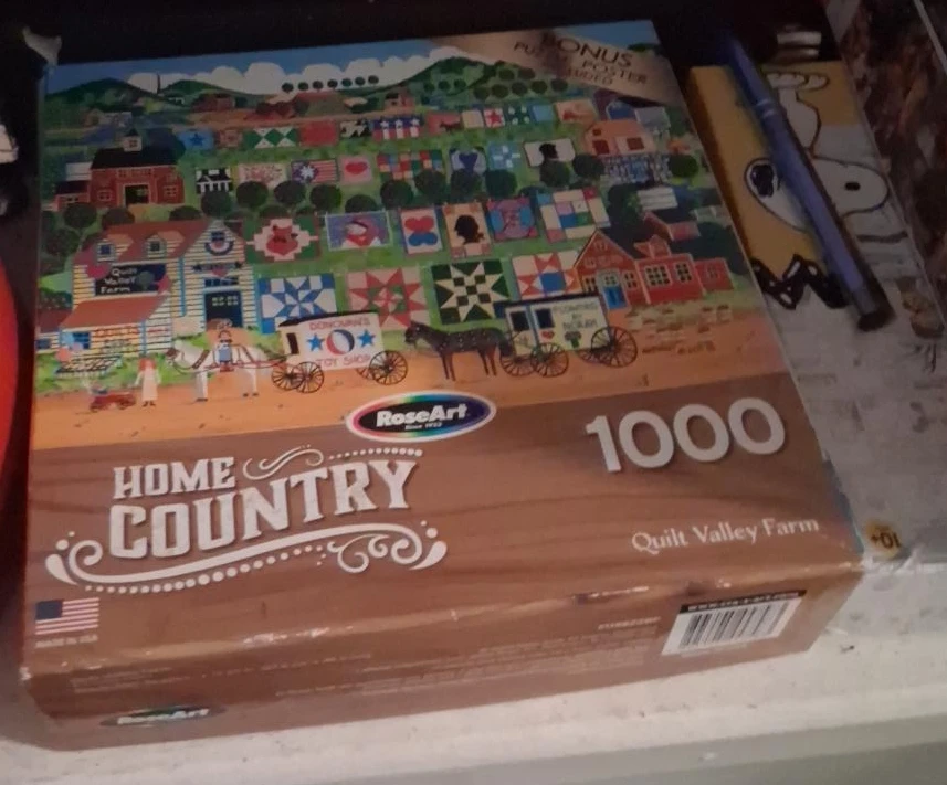 RoseArt Home Country Quilt Valley Farm 1000 Piece Jigsaw Puzzle