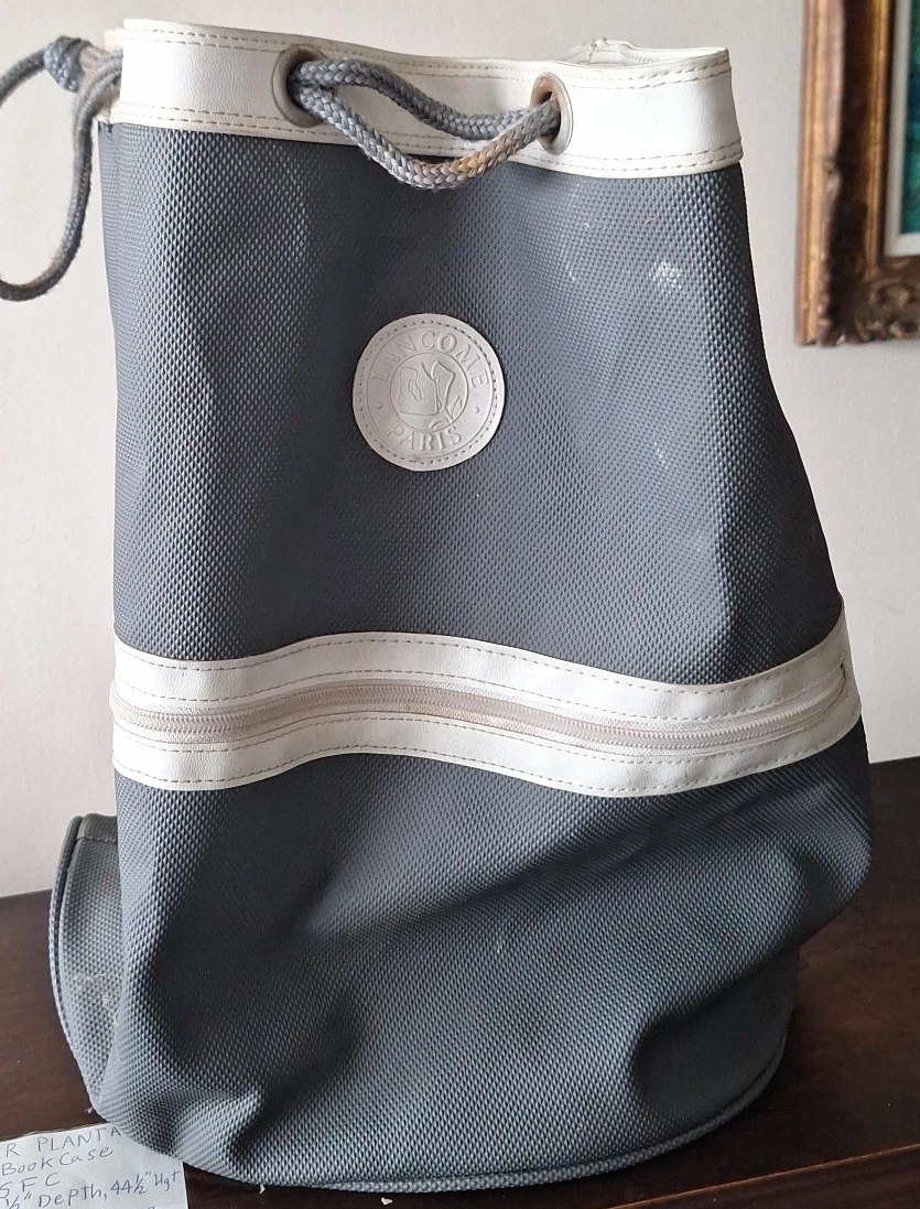 Lancôme Paris Gray Drawstring Bag with Zipper Pouch