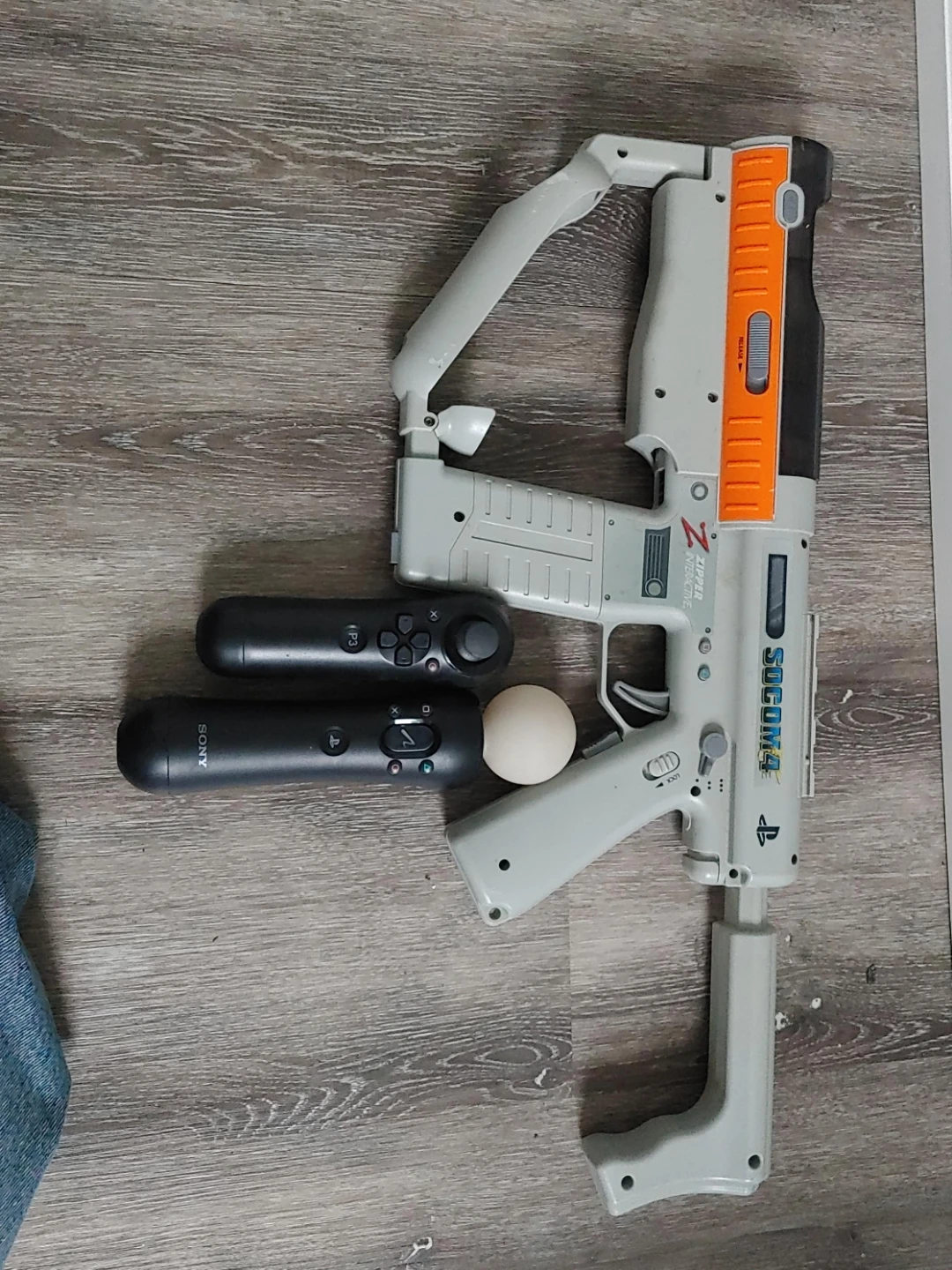 PlayStation Move SOCOM 4 Gun Attachment with Controllers